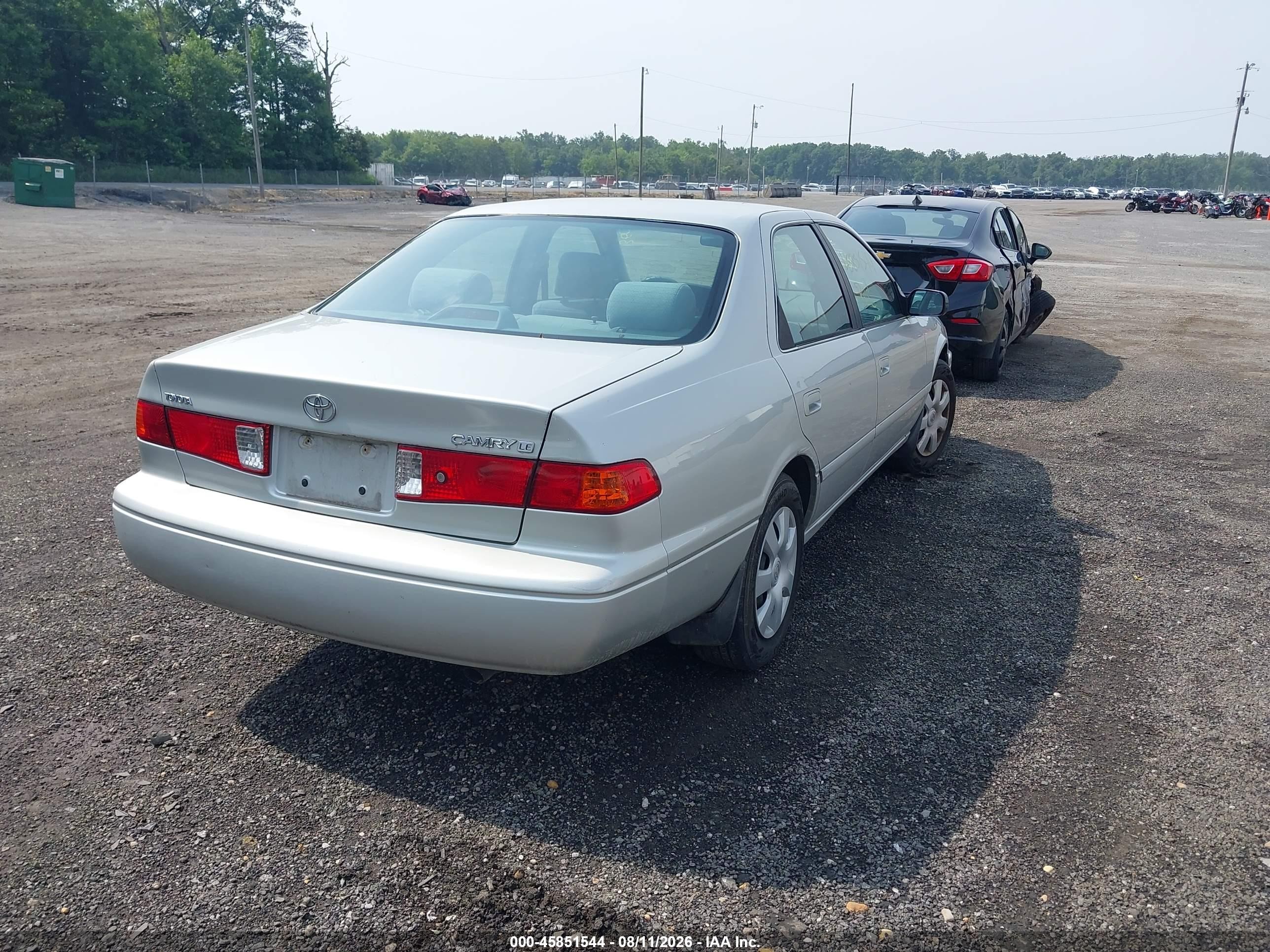 2001 Toyota Camry Le Silver vin: 4T1BG22K31U076512