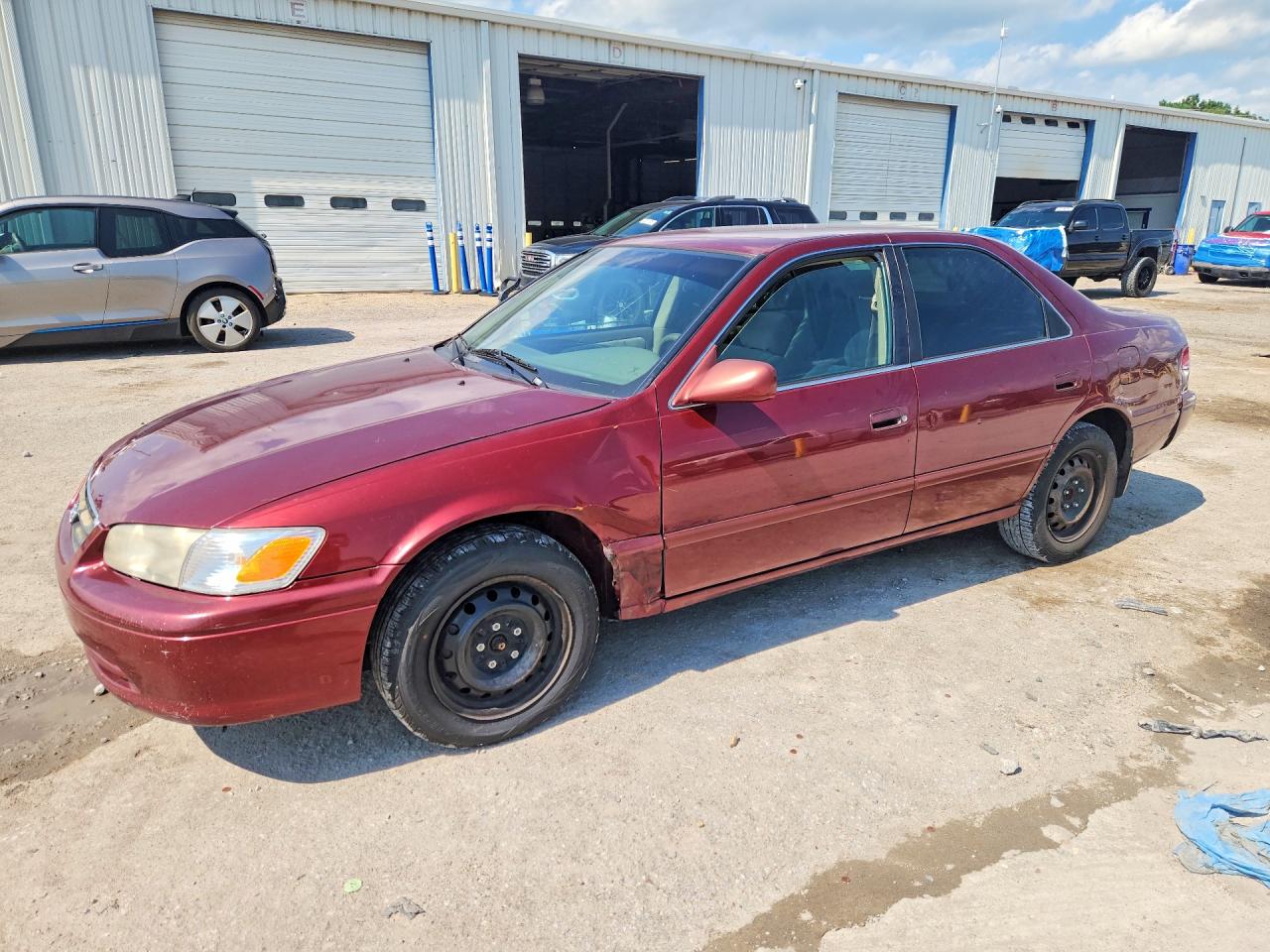 2001 Toyota Camry Ce Maroon vin: 4T1BG22K31U765496
