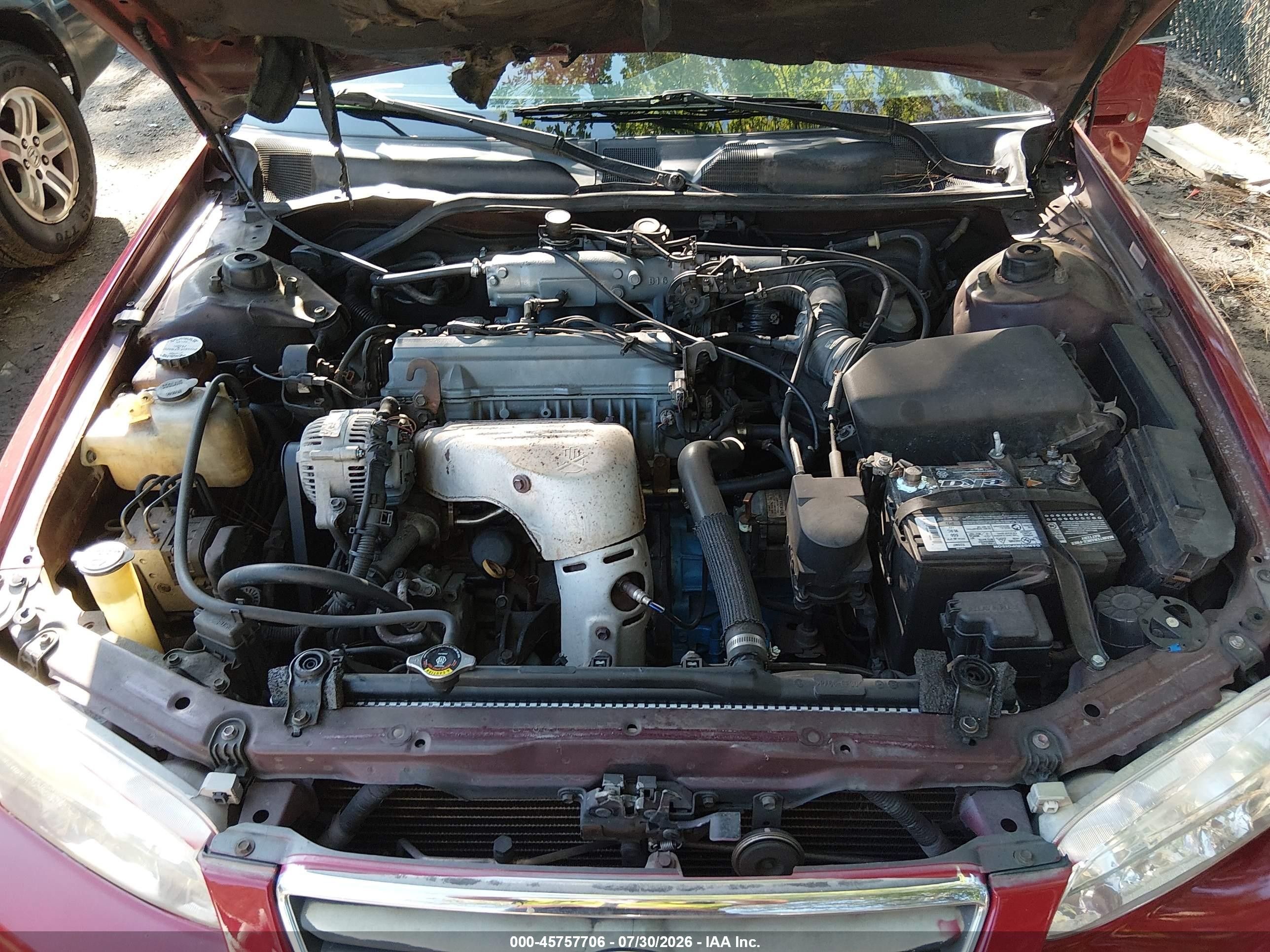2001 Toyota Camry Le Red vin: 4T1BG22K31U804572