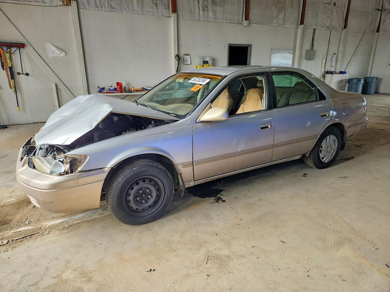 1997 Toyota Camry Le Tan vin: 4T1BG22K3VU054502