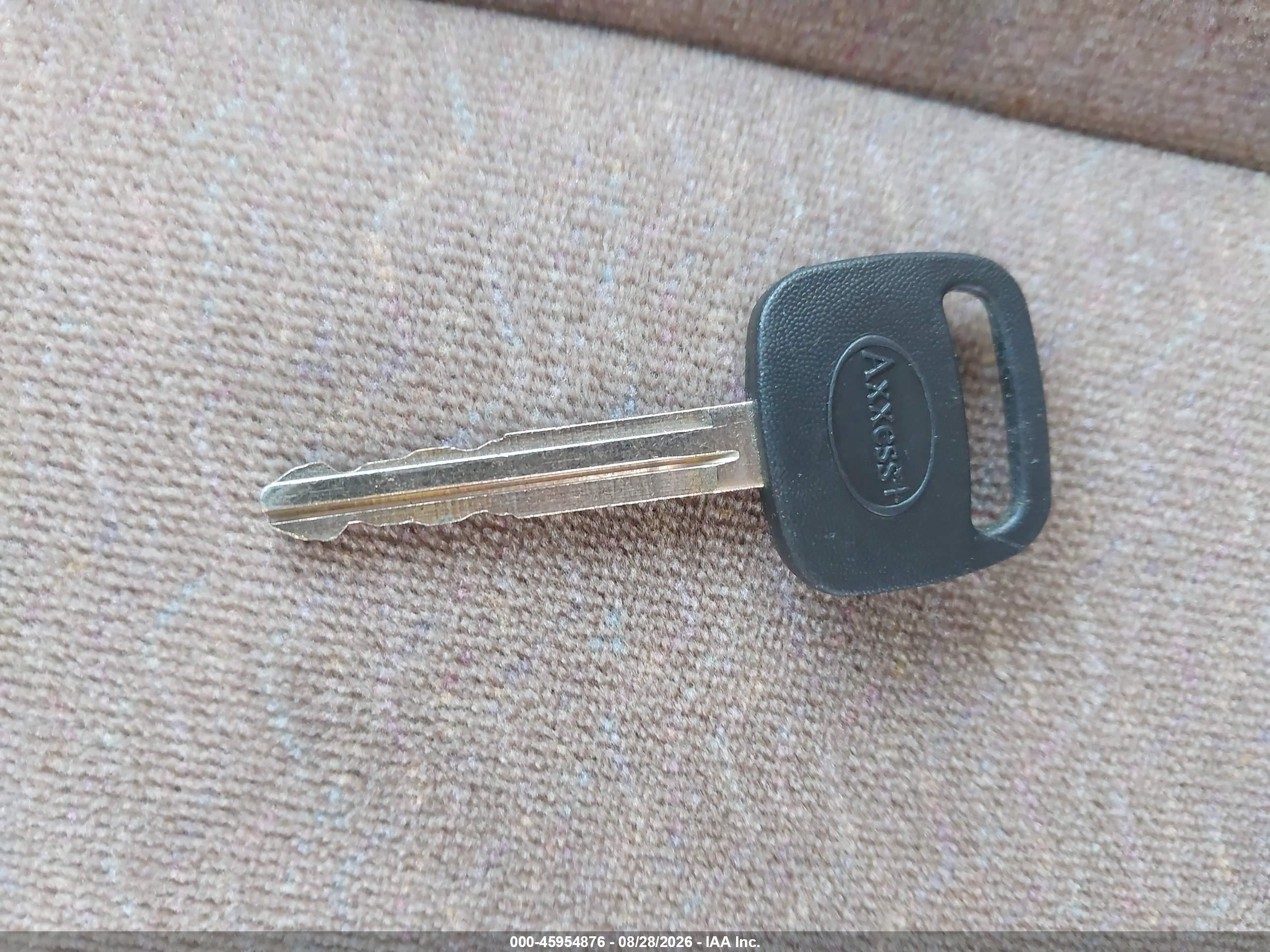 1998 Toyota Camry Le Tan vin: 4T1BG22K3WU292688