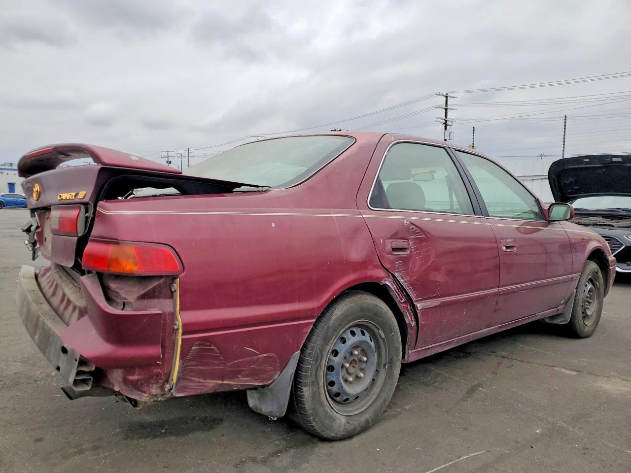 1998 Toyota Camry Le Burgundy vin: 4T1BG22K3WU828359