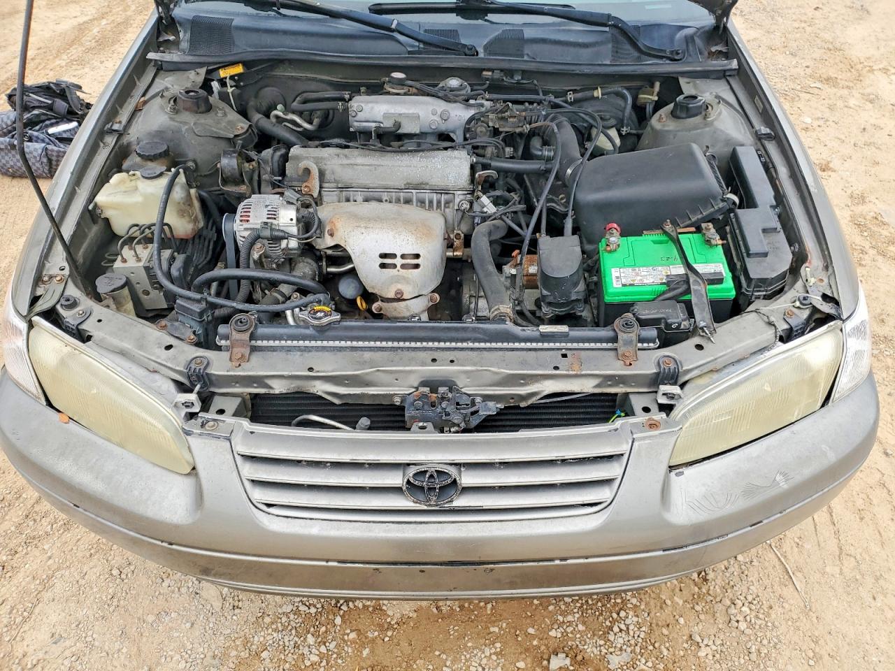 1999 Toyota Camry Le Beige vin: 4T1BG22K3XU411972