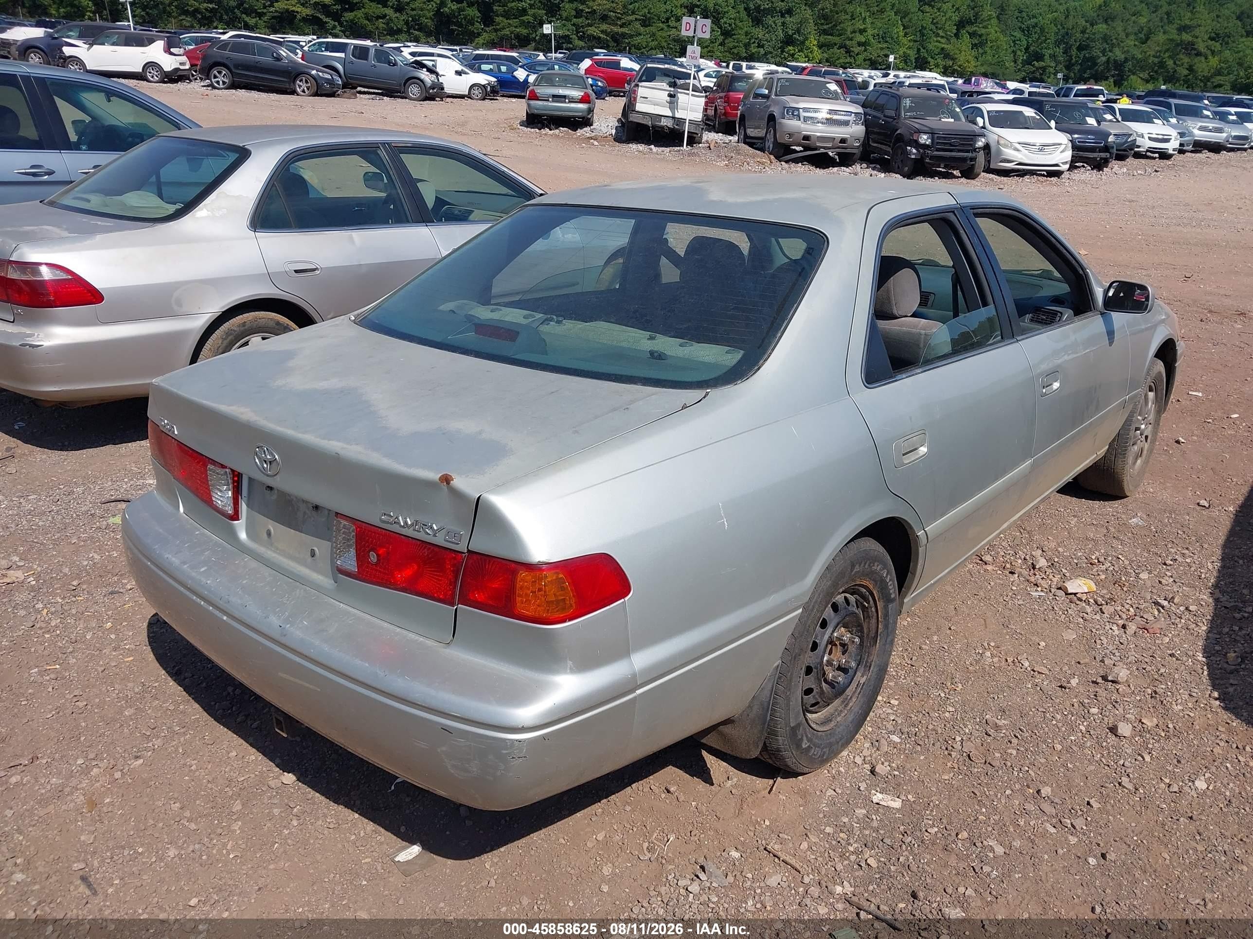 2000 Toyota Camry Ce Silver vin: 4T1BG22K3YU011279