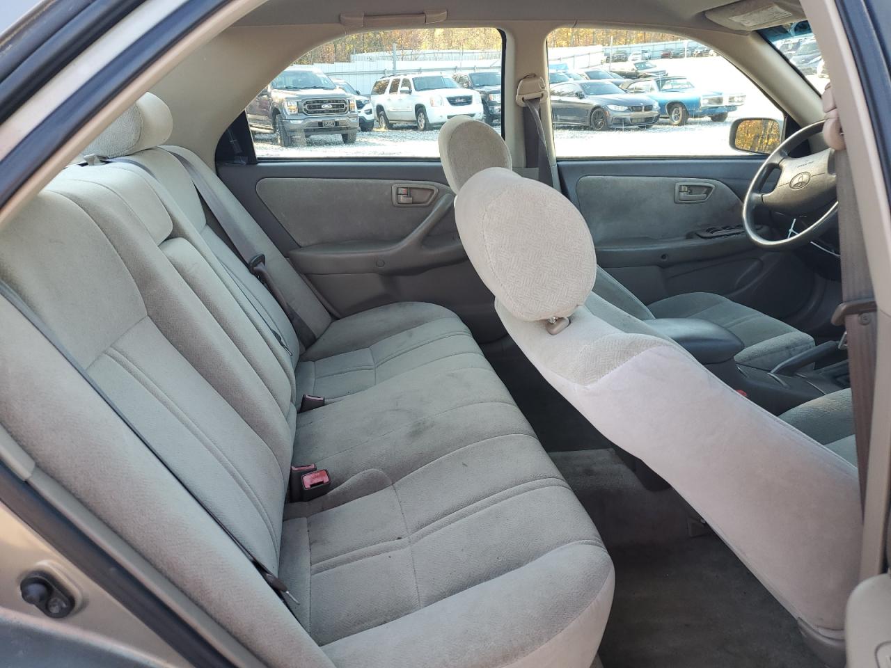 2000 Toyota Camry Ce Серебряный vin: 4T1BG22K3YU687621