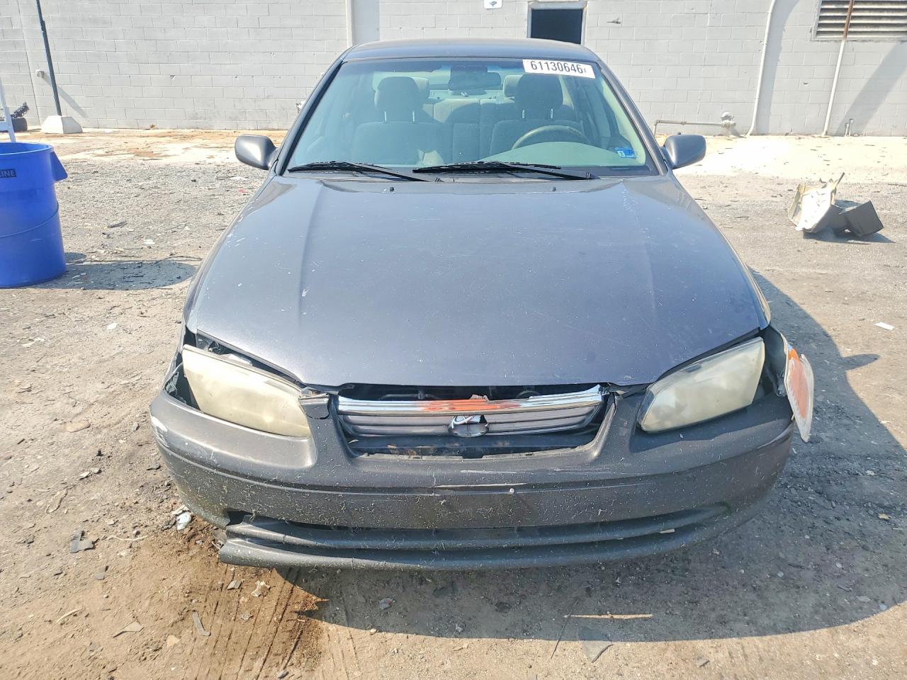 2000 Toyota Camry Le Charcoal vin: 4T1BG22K3YU758199