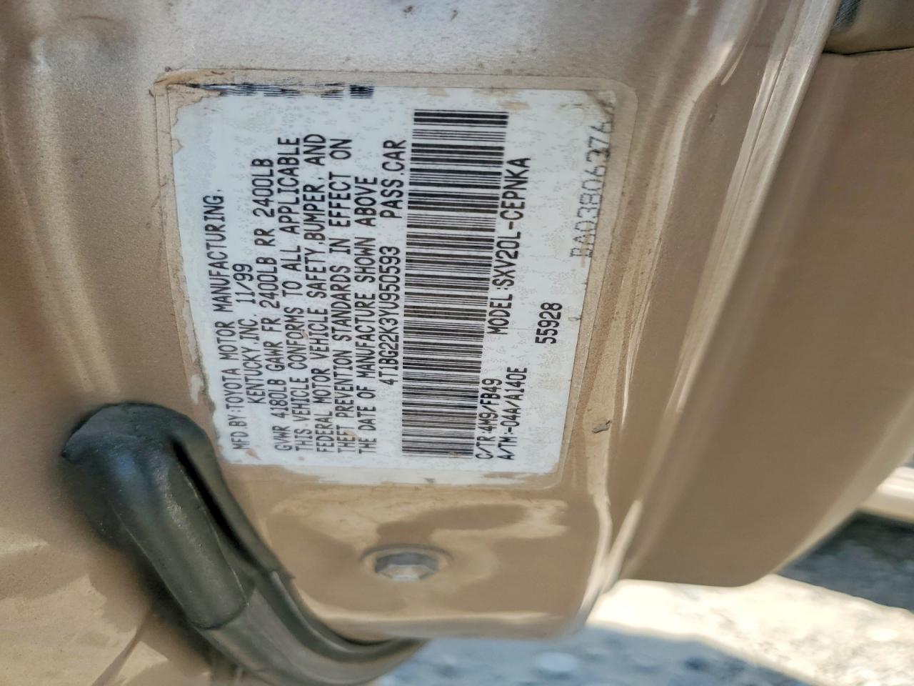 2002 Toyota Camrry Gray vin: 4T1BG22K3YU950593