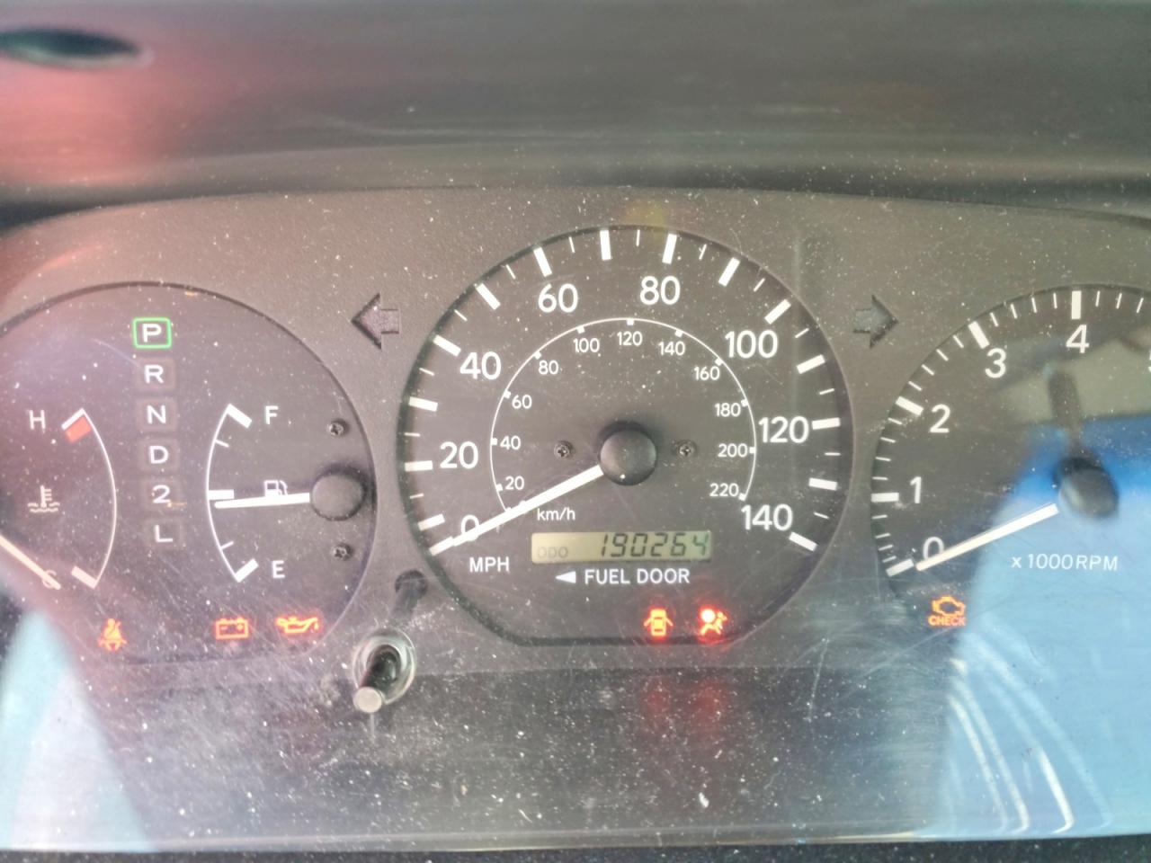 2000 Toyota Camry Le Gray vin: 4T1BG22K47U976751