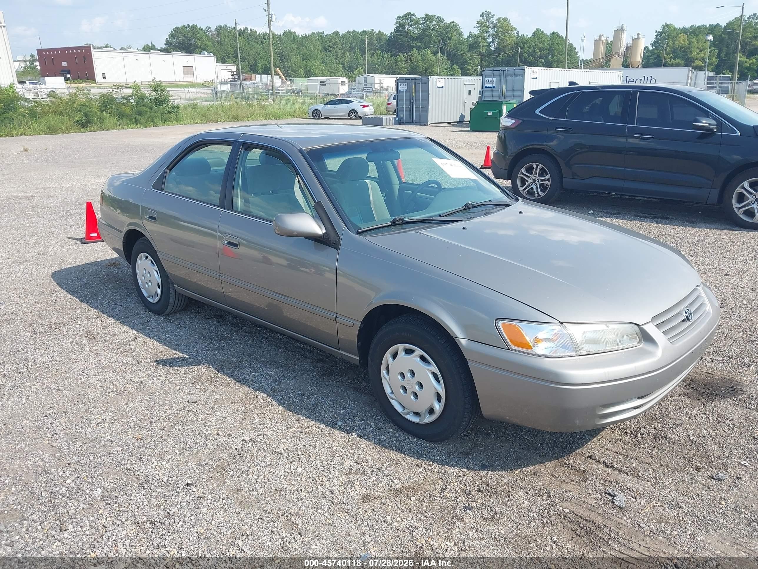 1997 Toyota Camry Le Желто-коричневый vin: 4T1BG22K4VU034775