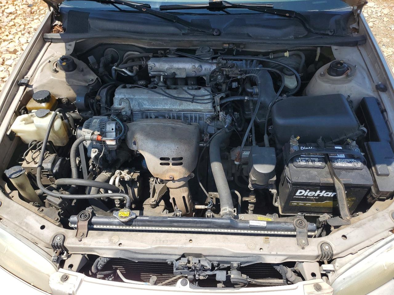 1998 Toyota Camry Le Tan vin: 4T1BG22K4WU330204