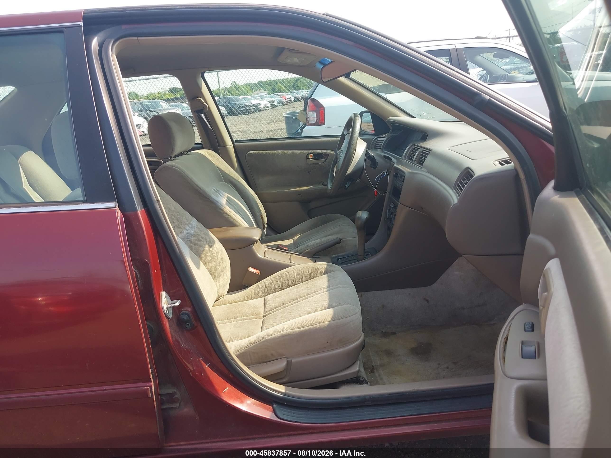 1999 Toyota Camry Ce Burgundy vin: 4T1BG22K4XU493386