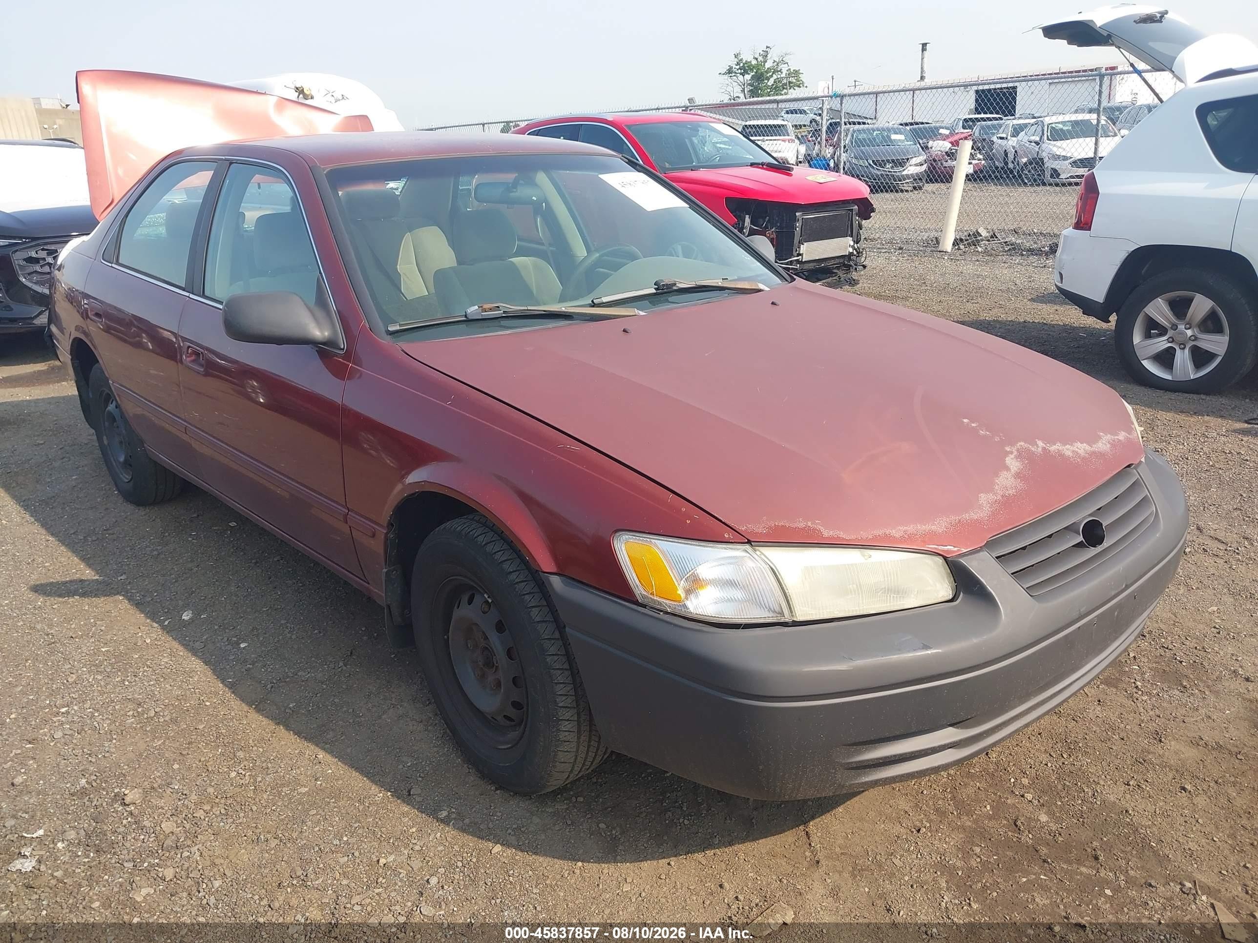 1999 Toyota Camry Ce Burgundy vin: 4T1BG22K4XU493386