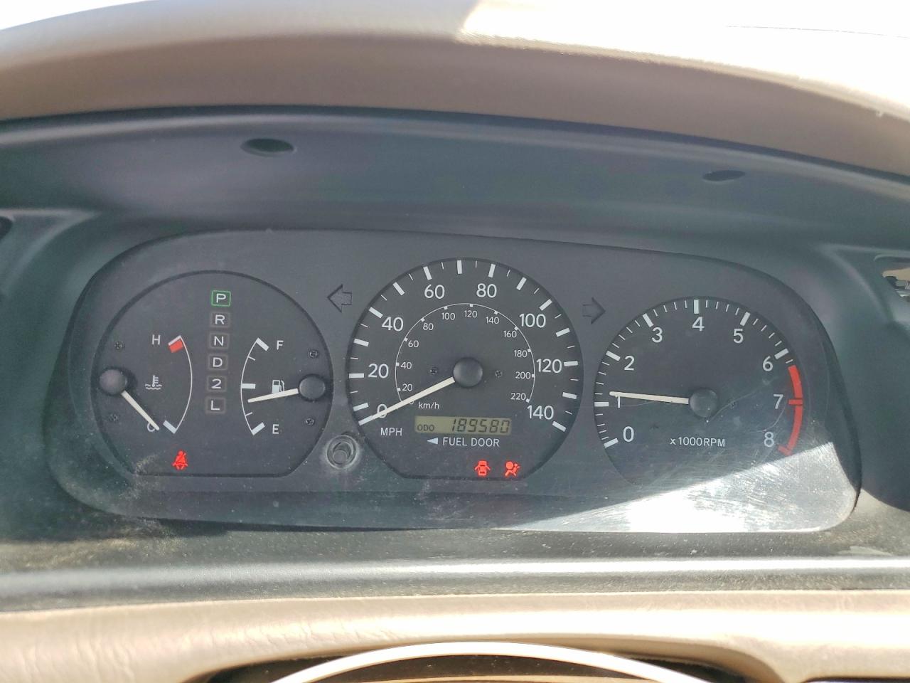 2000 Toyota Camry Le Tan vin: 4T1BG22K4YU665255