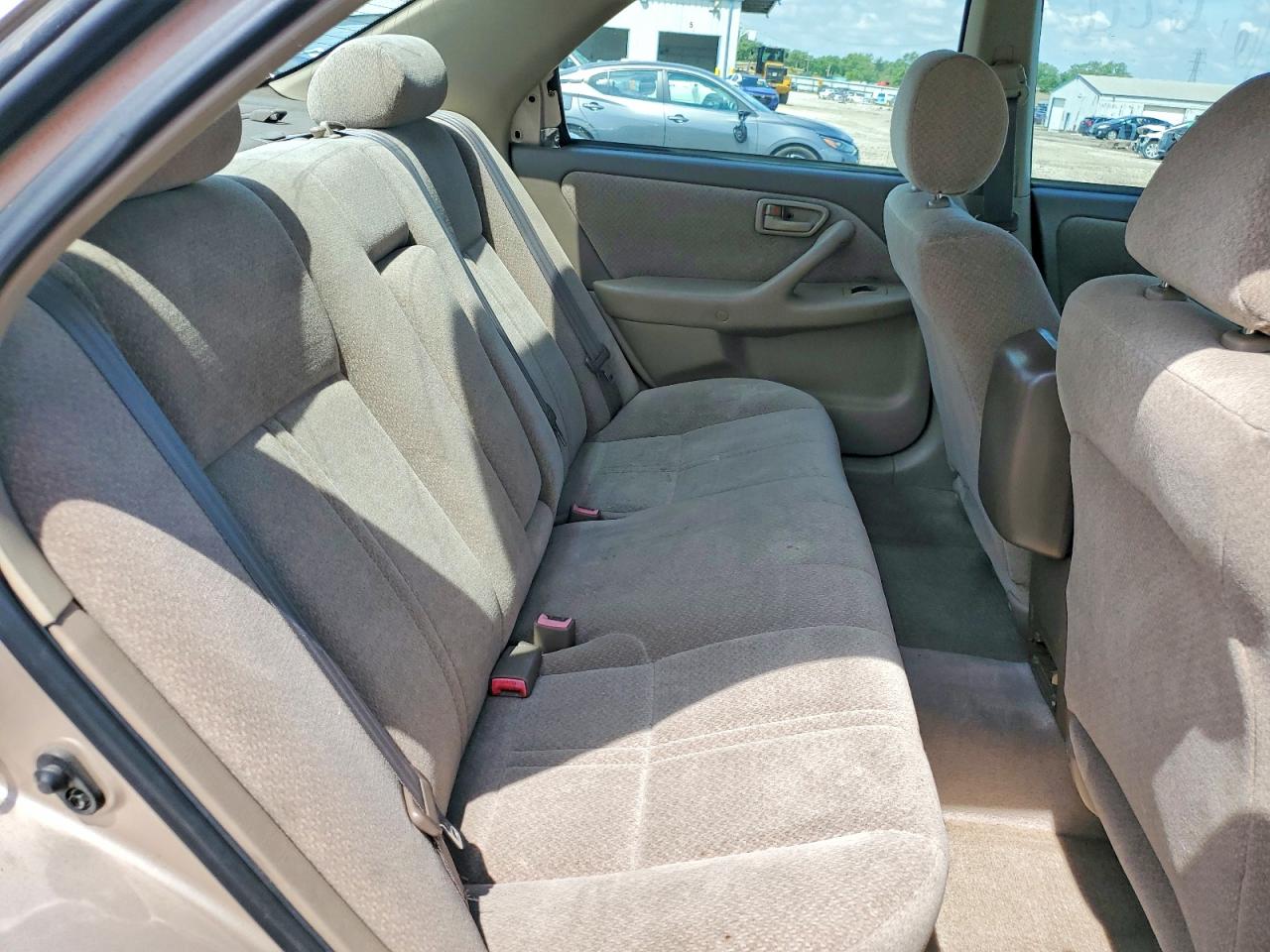 2000 Toyota Camry Le Tan vin: 4T1BG22K4YU665255