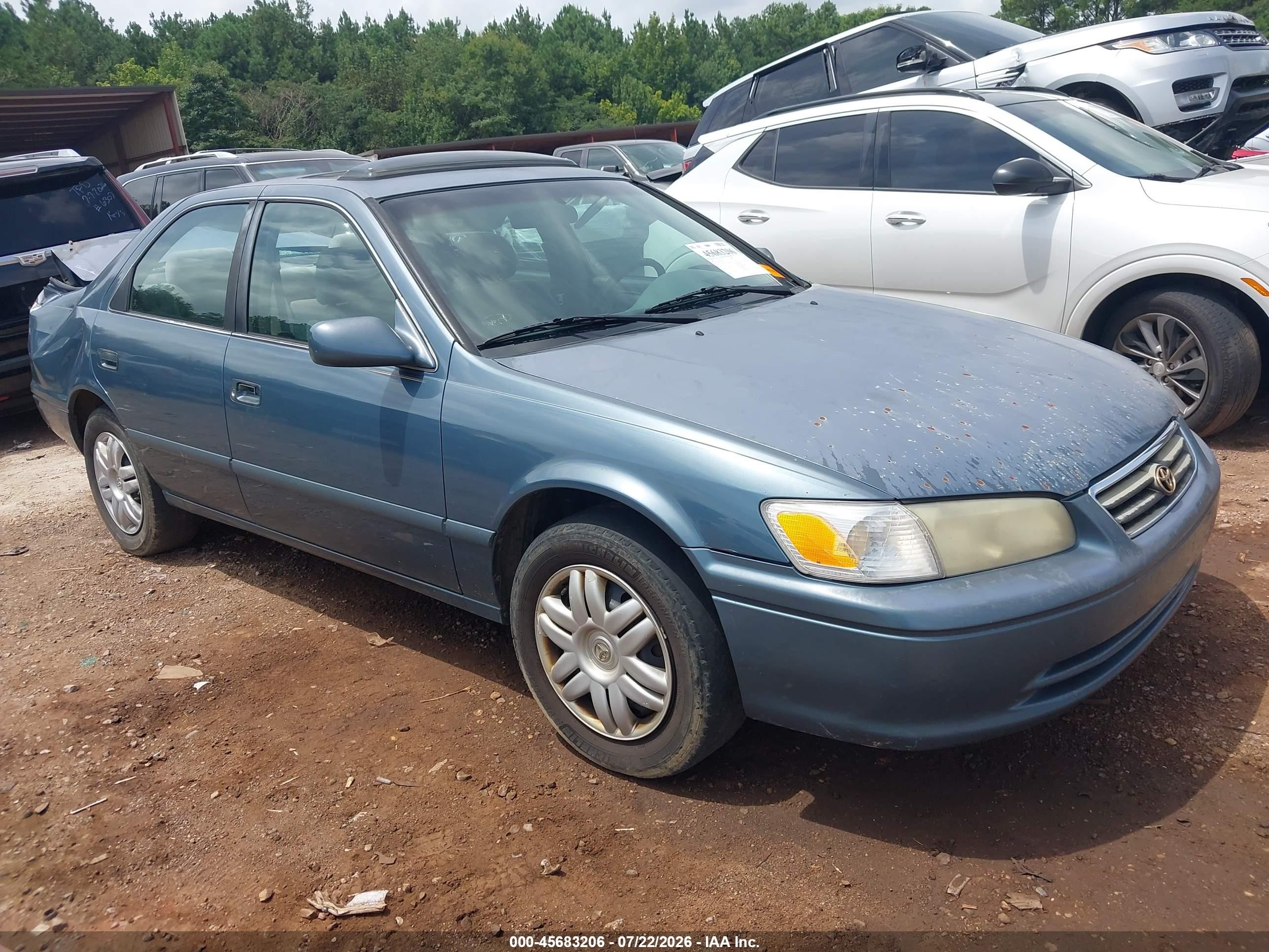 2000 Toyota Camry Le Blue vin: 4T1BG22K4YU751259