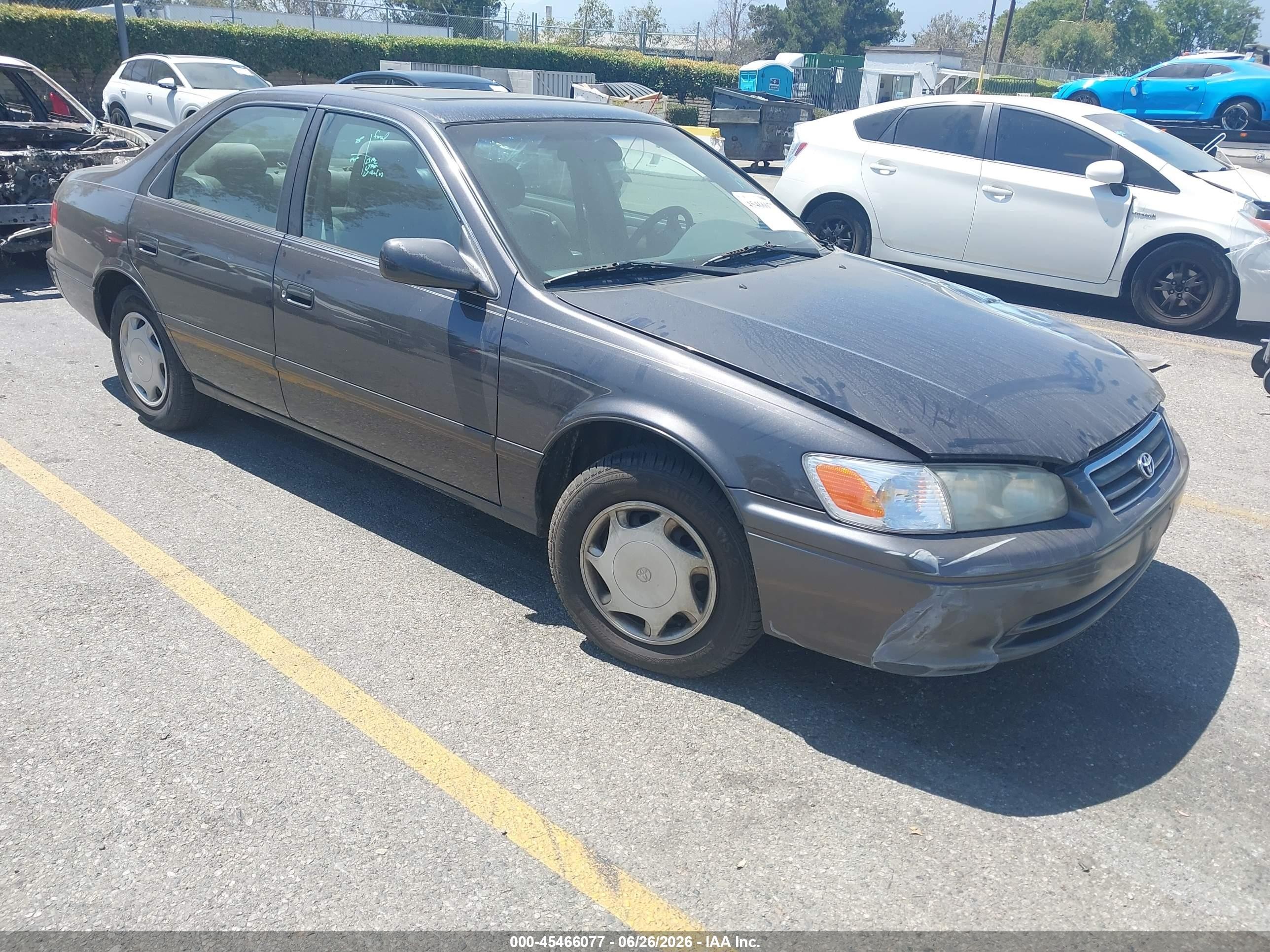 2000 Toyota Camry Ce Dark Blue vin: 4T1BG22K4YU961652