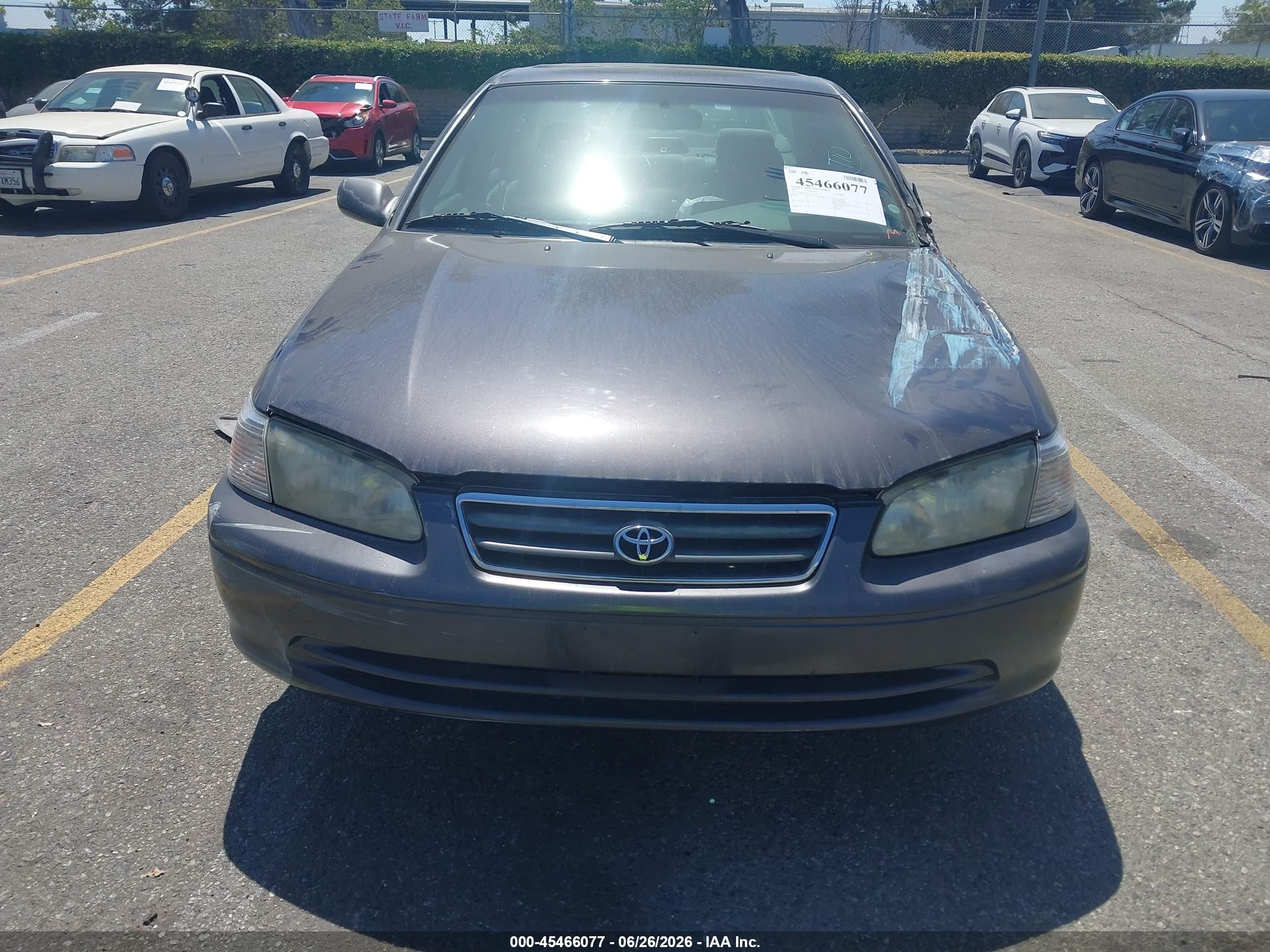 2000 Toyota Camry Ce Dark Blue vin: 4T1BG22K4YU961652