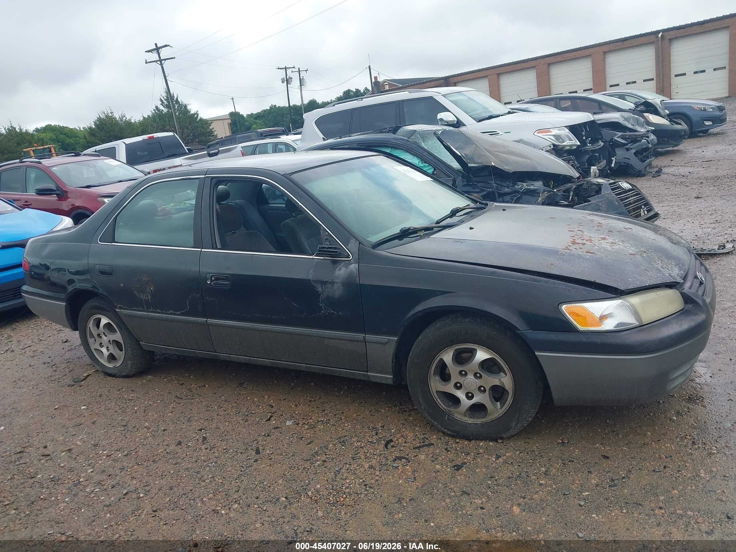 1997 Toyota Camry Le Black vin: 4T1BG22K5VU170719