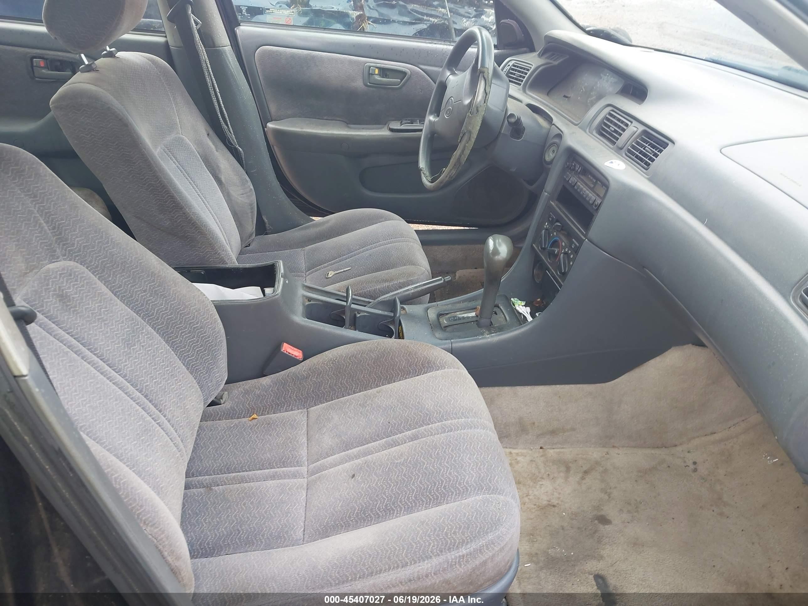 1997 Toyota Camry Le Black vin: 4T1BG22K5VU170719