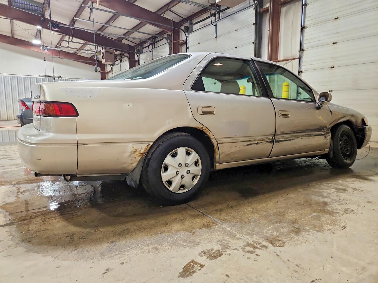 1998 Toyota Camry Le Beige vin: 4T1BG22K5WU206989