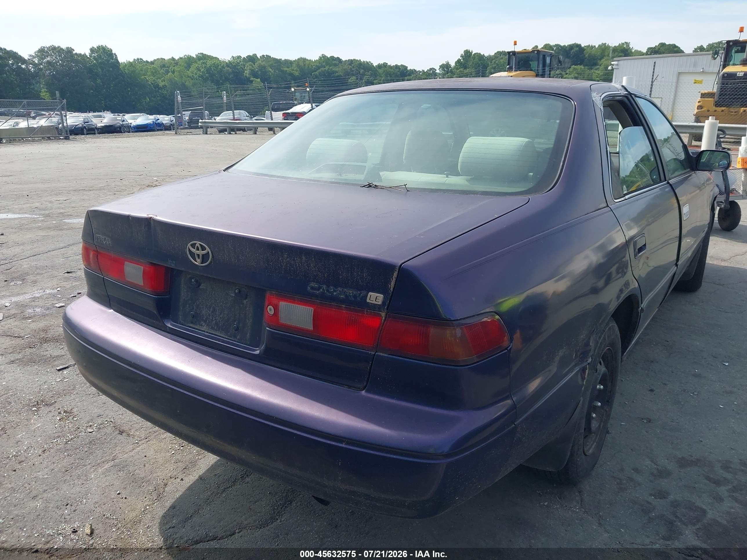 1999 Toyota Camry Le Dark Blue vin: 4T1BG22K5XU408863