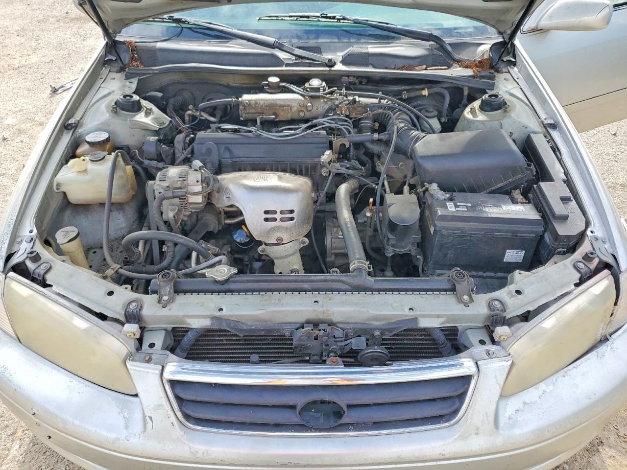 2000 Toyota Camry Le Серебряный vin: 4T1BG22K5YU007265