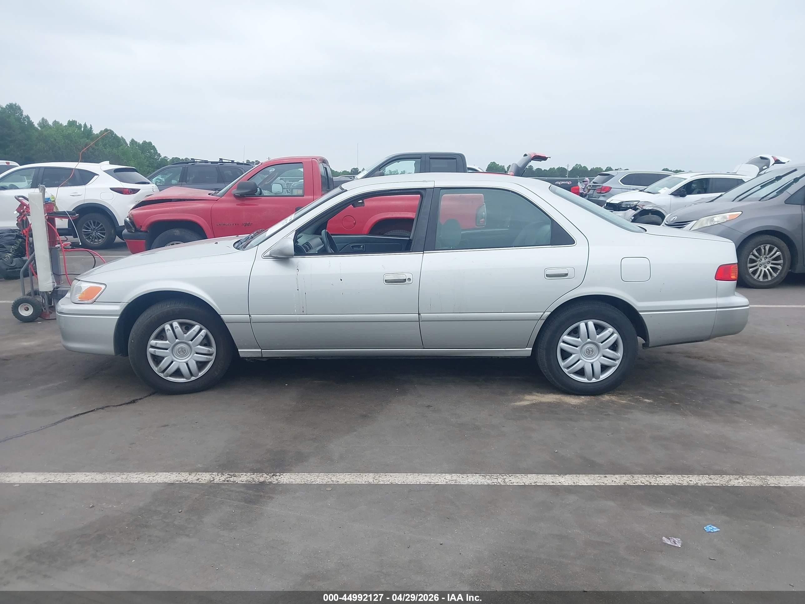 2001 Toyota Camry Ce/le/xle Silver vin: 4T1BG22K61U074589