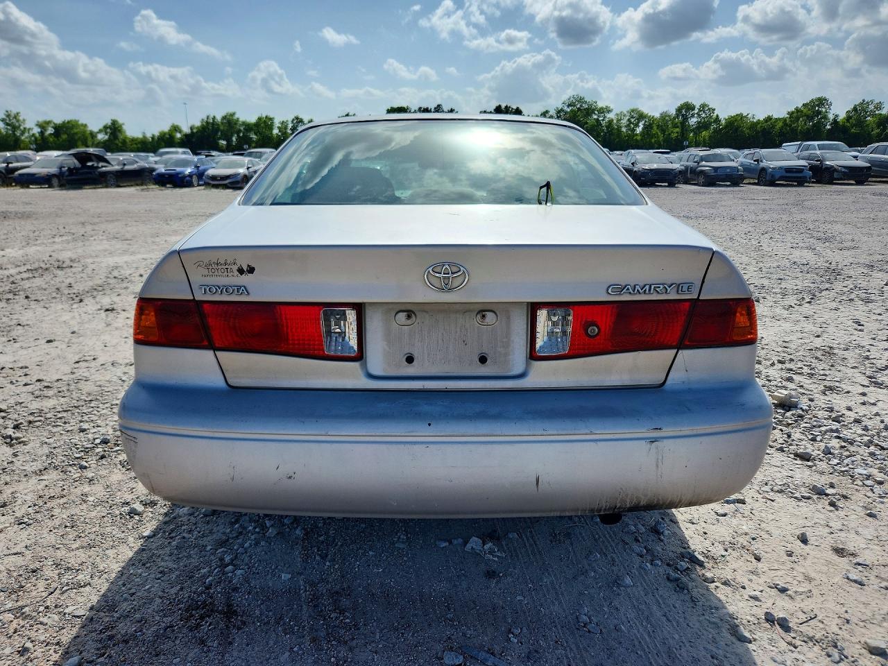 2001 Toyota Camry Silver vin: 4T1BG22K61U833919