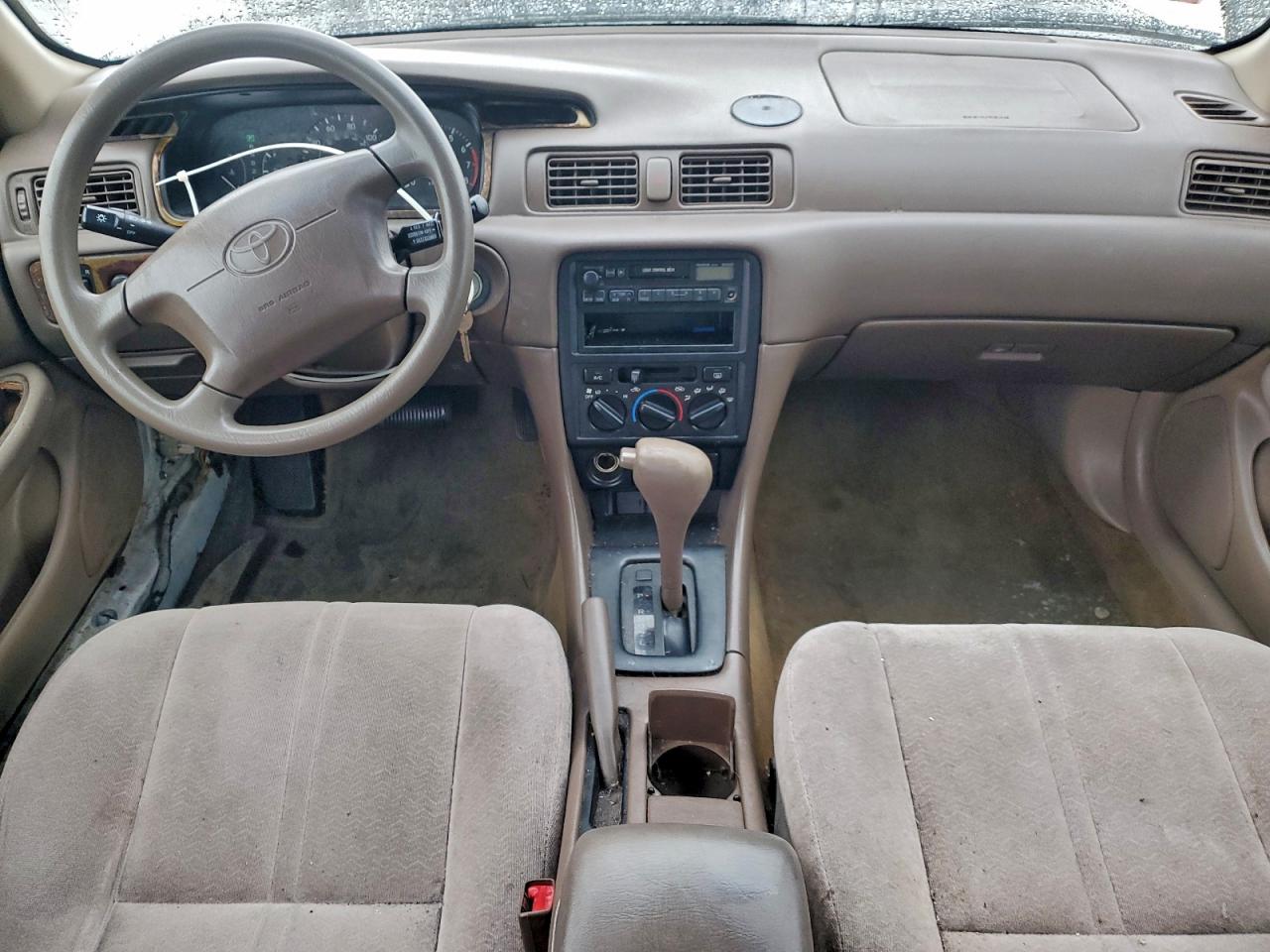 1997 Toyota Camry Ce Белый vin: 4T1BG22K6VU001504