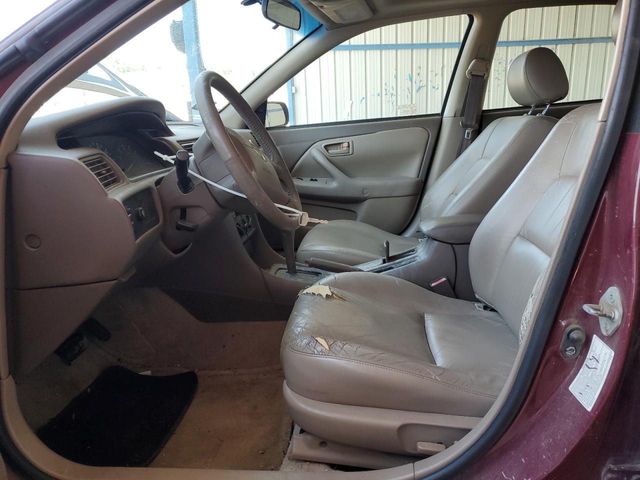1997 Toyota Camry Ce Red vin: 4T1BG22K6VU048273