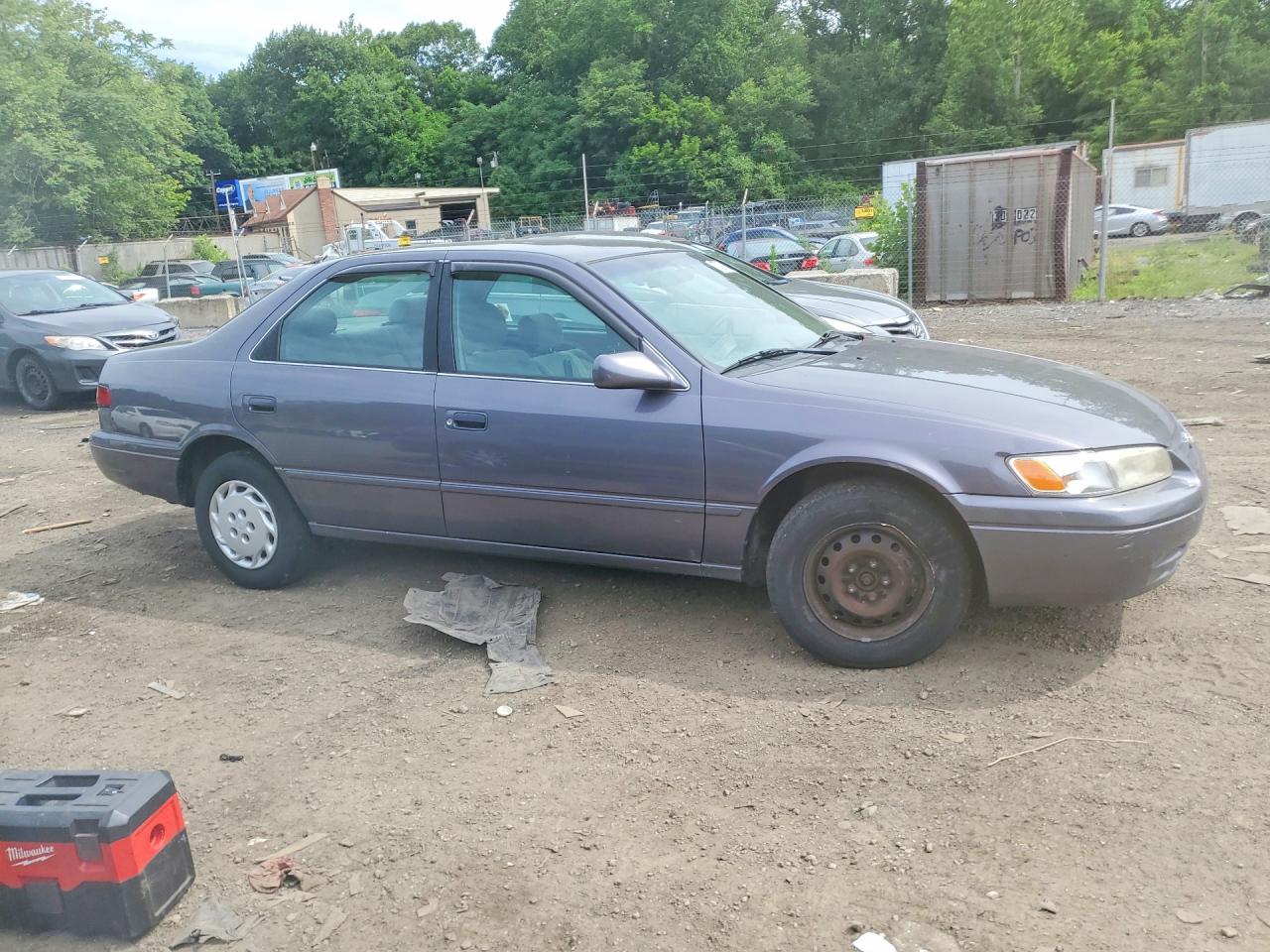 1998 Toyota Camry Gray vin: 4T1BG22K6WU335422