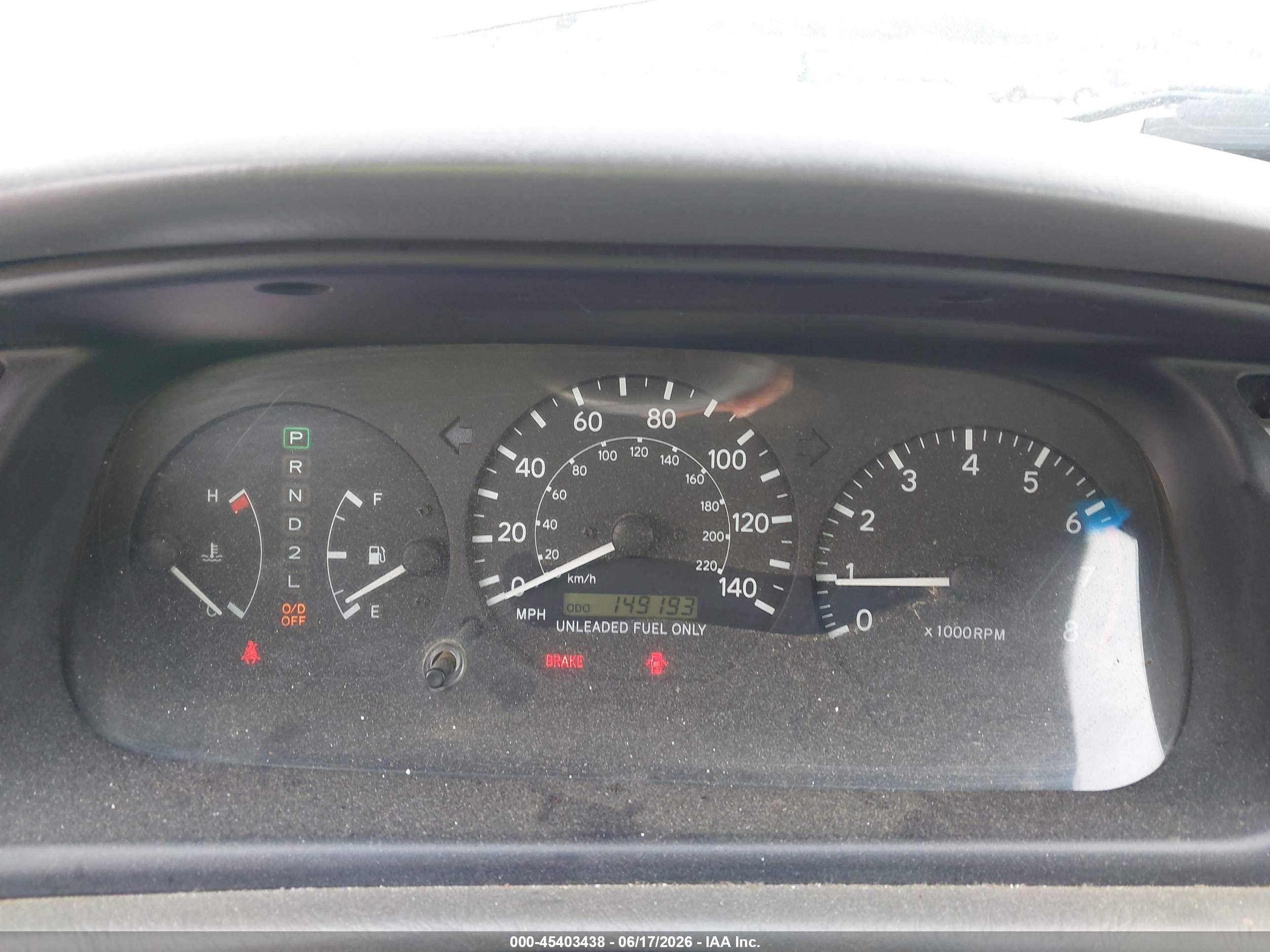 1999 Toyota Camry Le Tan vin: 4T1BG22K6XU502976