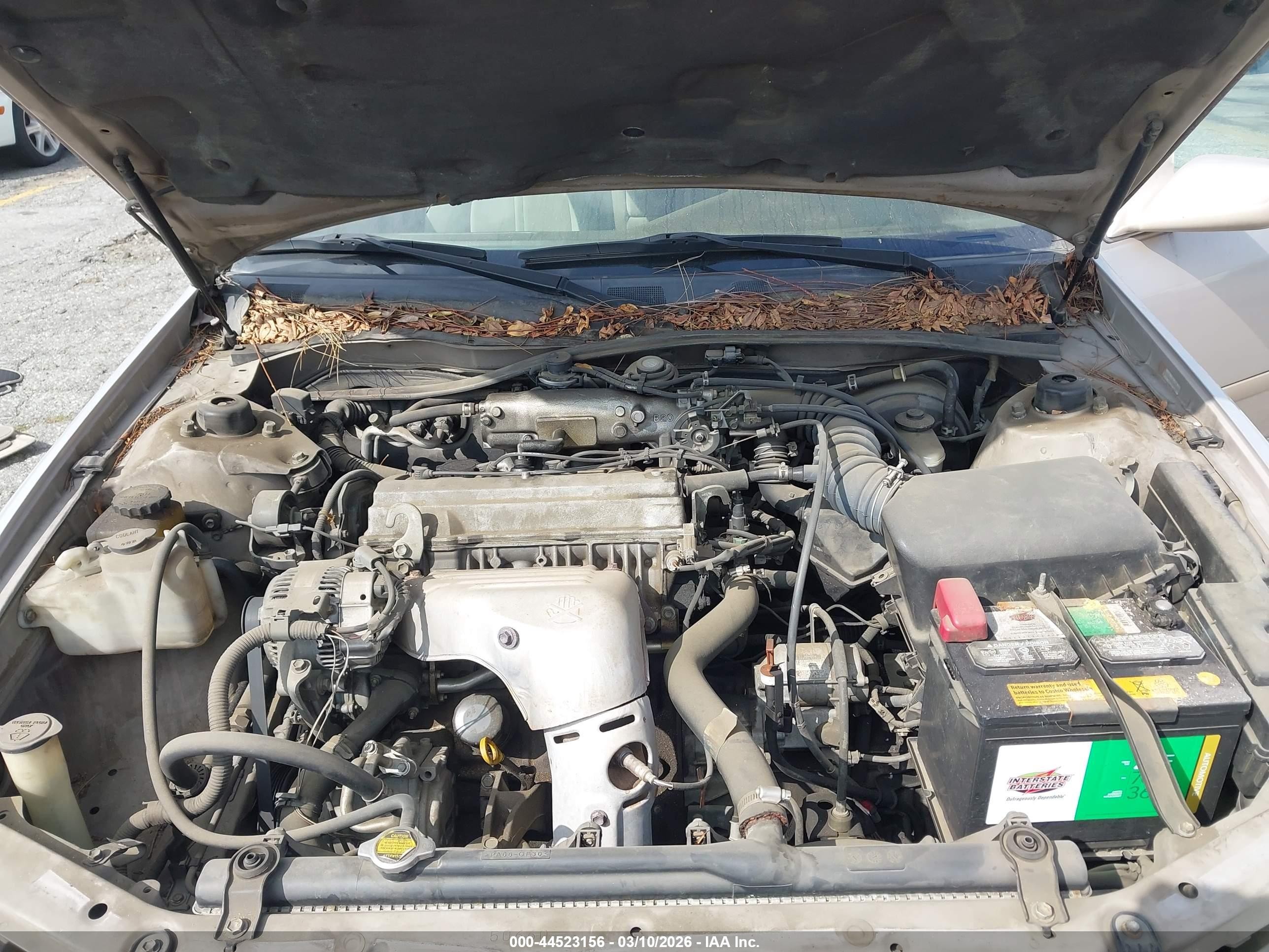 2000 Toyota Camry Ce Gold vin: 4T1BG22K6YU753031