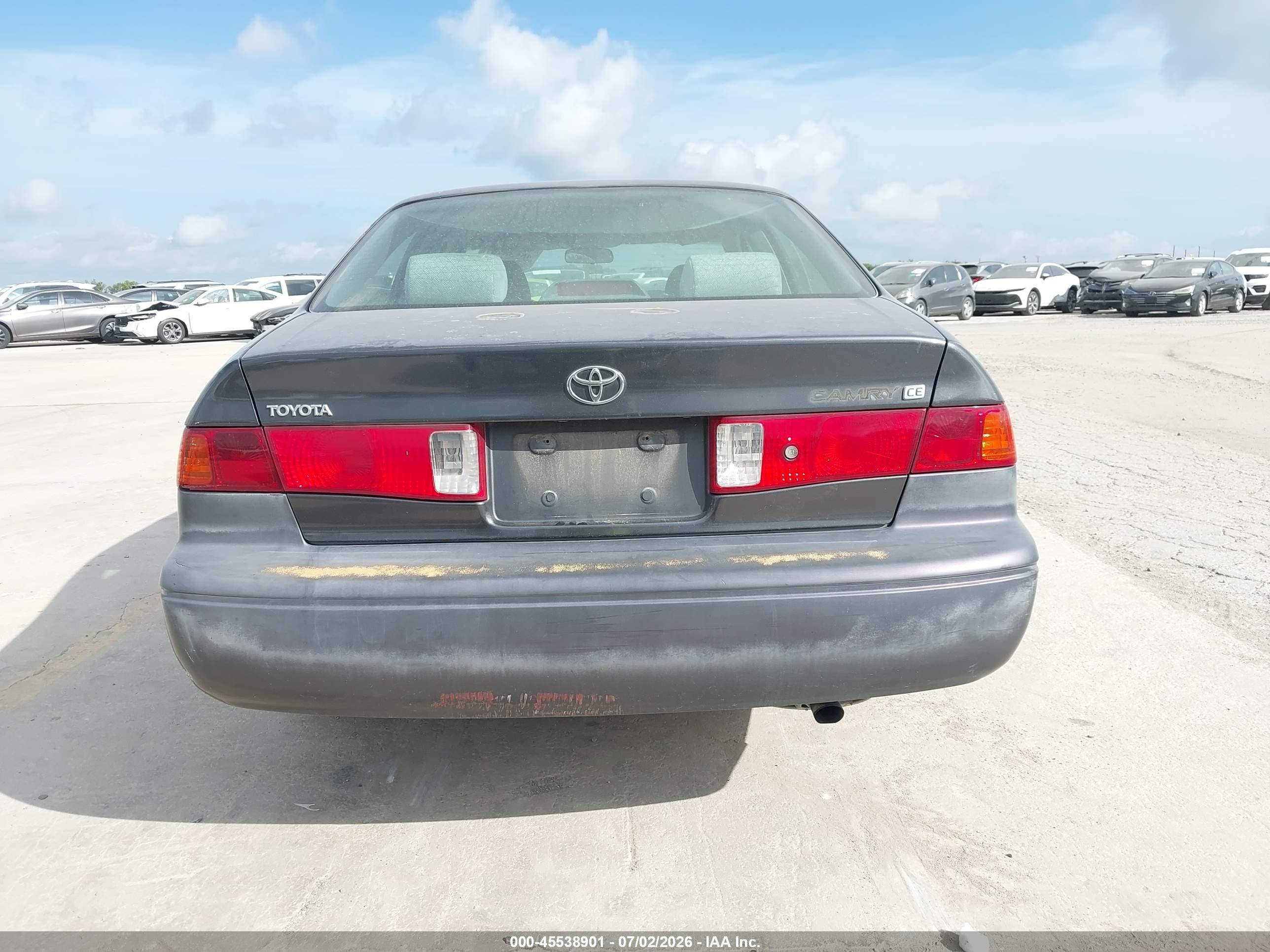 2000 Toyota Camry Ce Серый vin: 4T1BG22K6YU754809