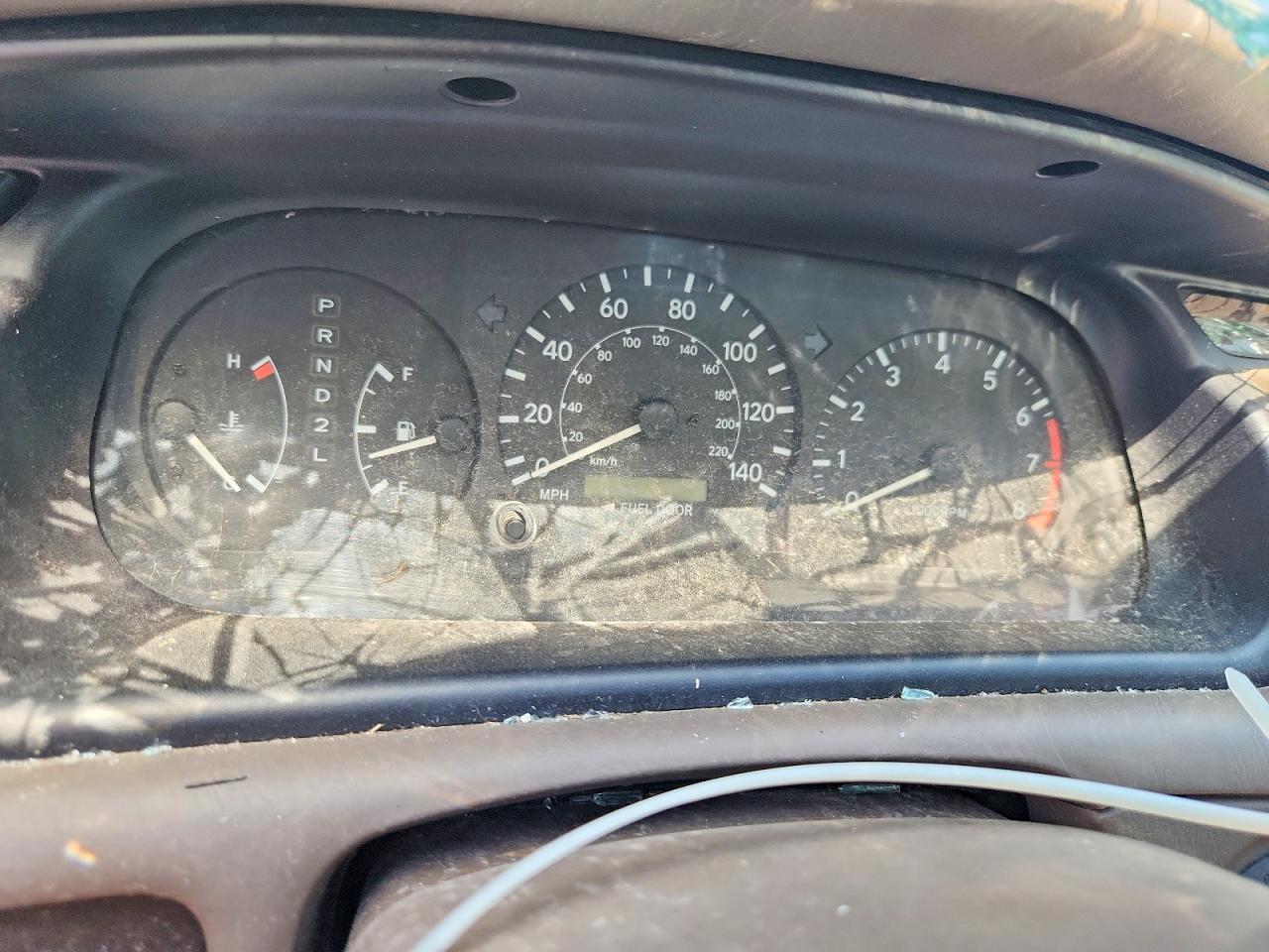 2000 Toyota Camry Le Maroon vin: 4T1BG22K6YU759265