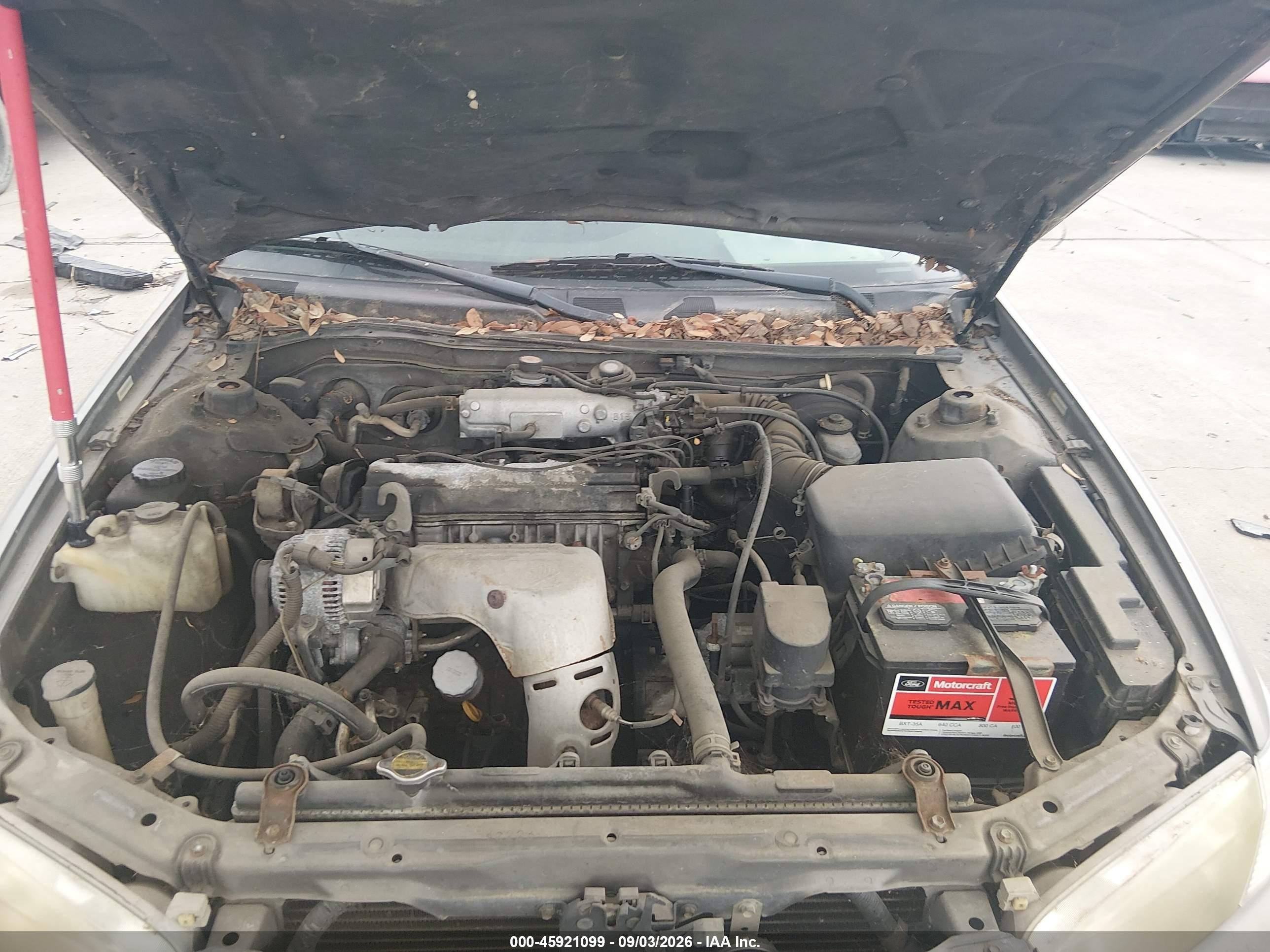 2001 Toyota Camry Le Серебряный vin: 4T1BG22K71U059146