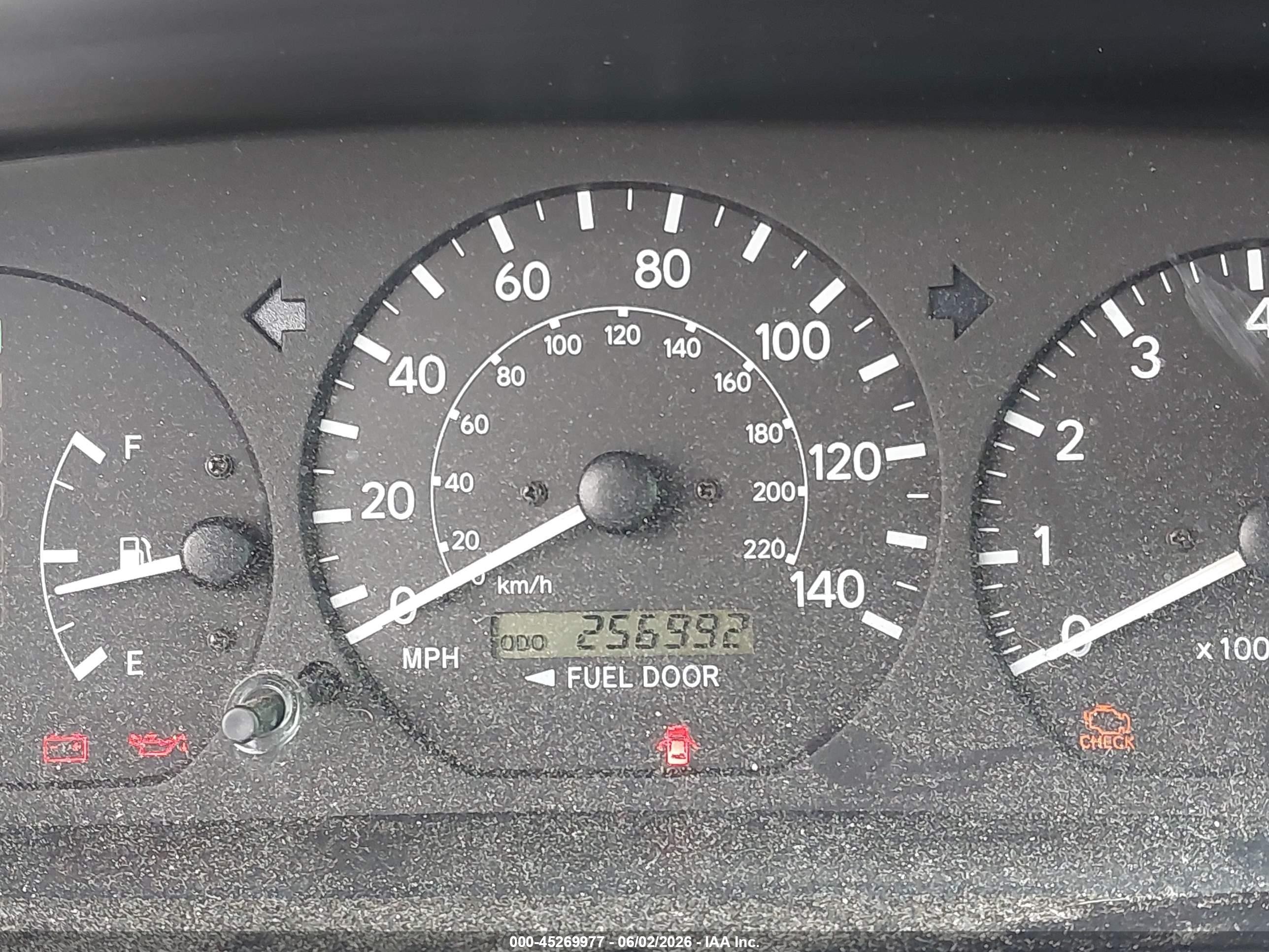 2001 Toyota Camry Le Серый vin: 4T1BG22K71U808592