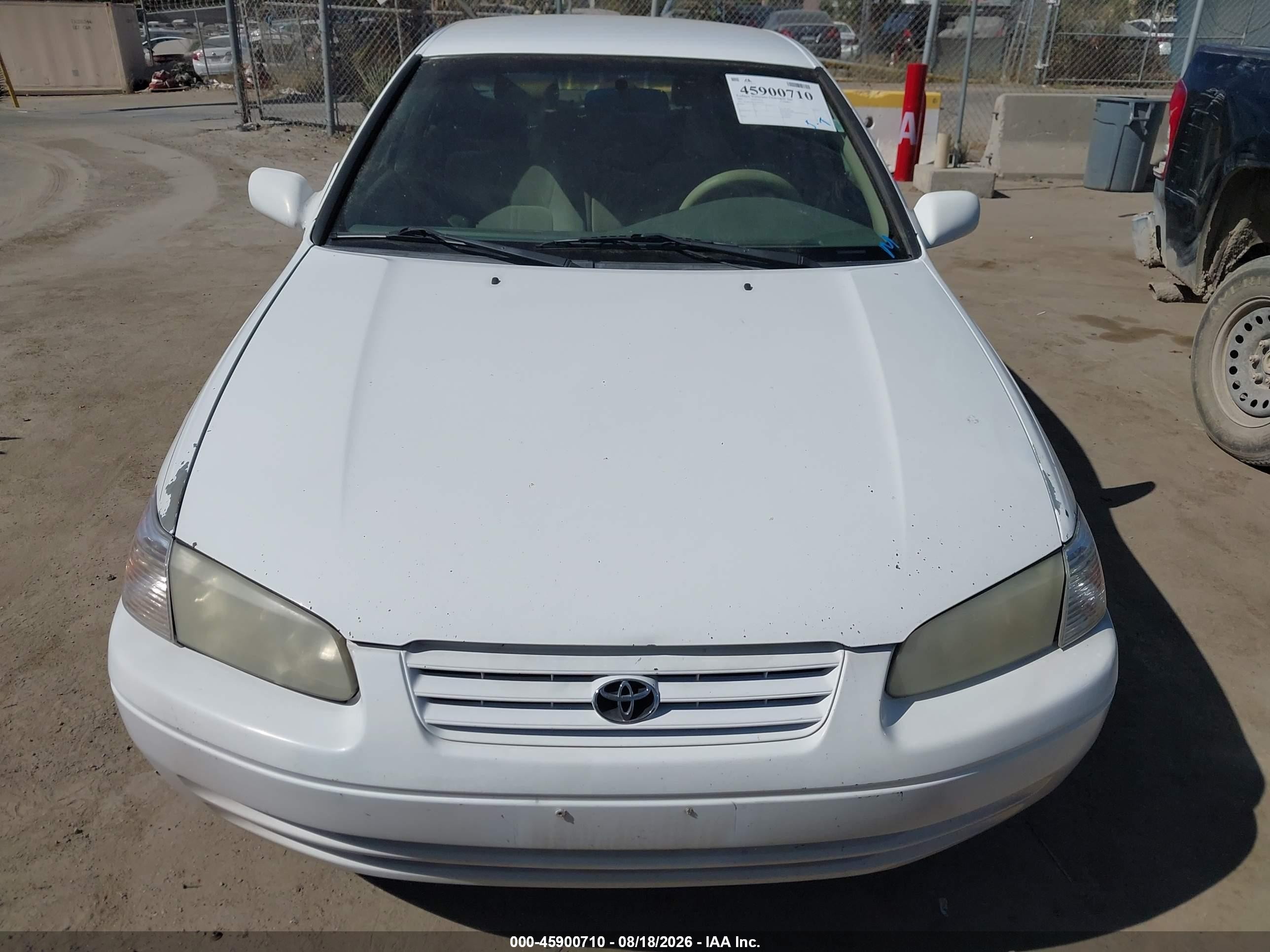 2001 Toyota Camry Le White vin: 4T1BG22K71U816756