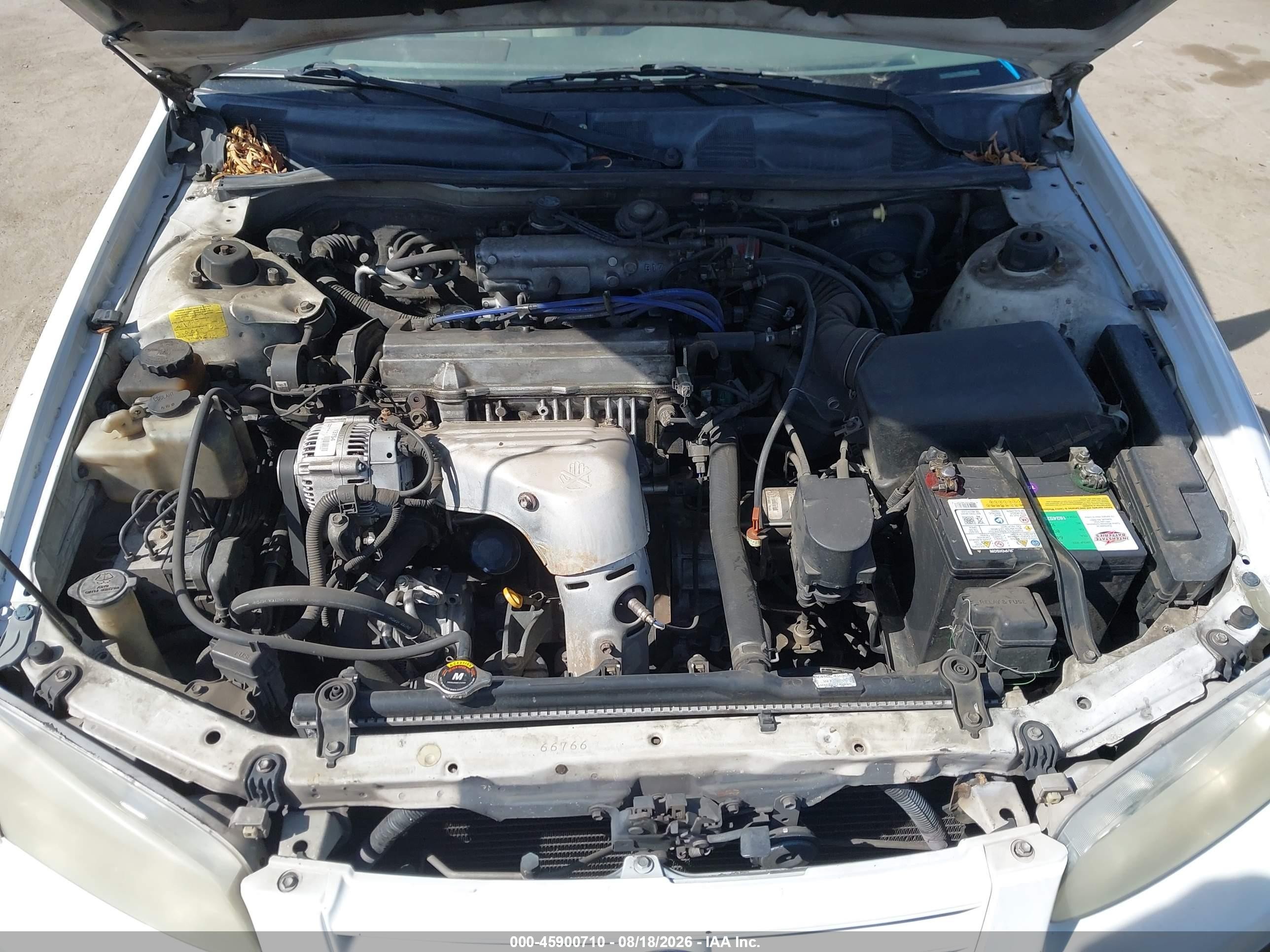 2001 Toyota Camry Le White vin: 4T1BG22K71U816756