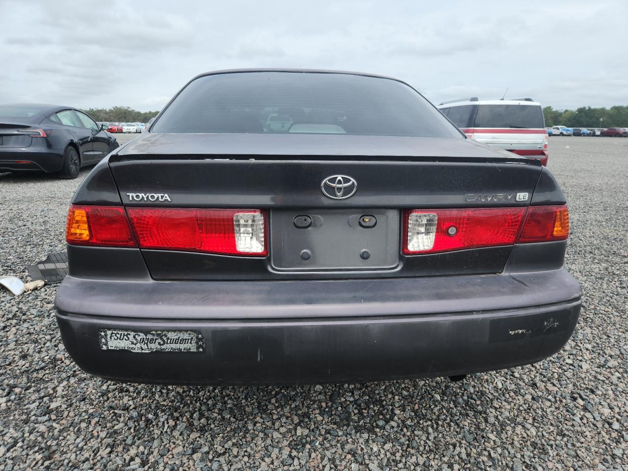 2001 Toyota Camry Le Серый vin: 4T1BG22K71U852950