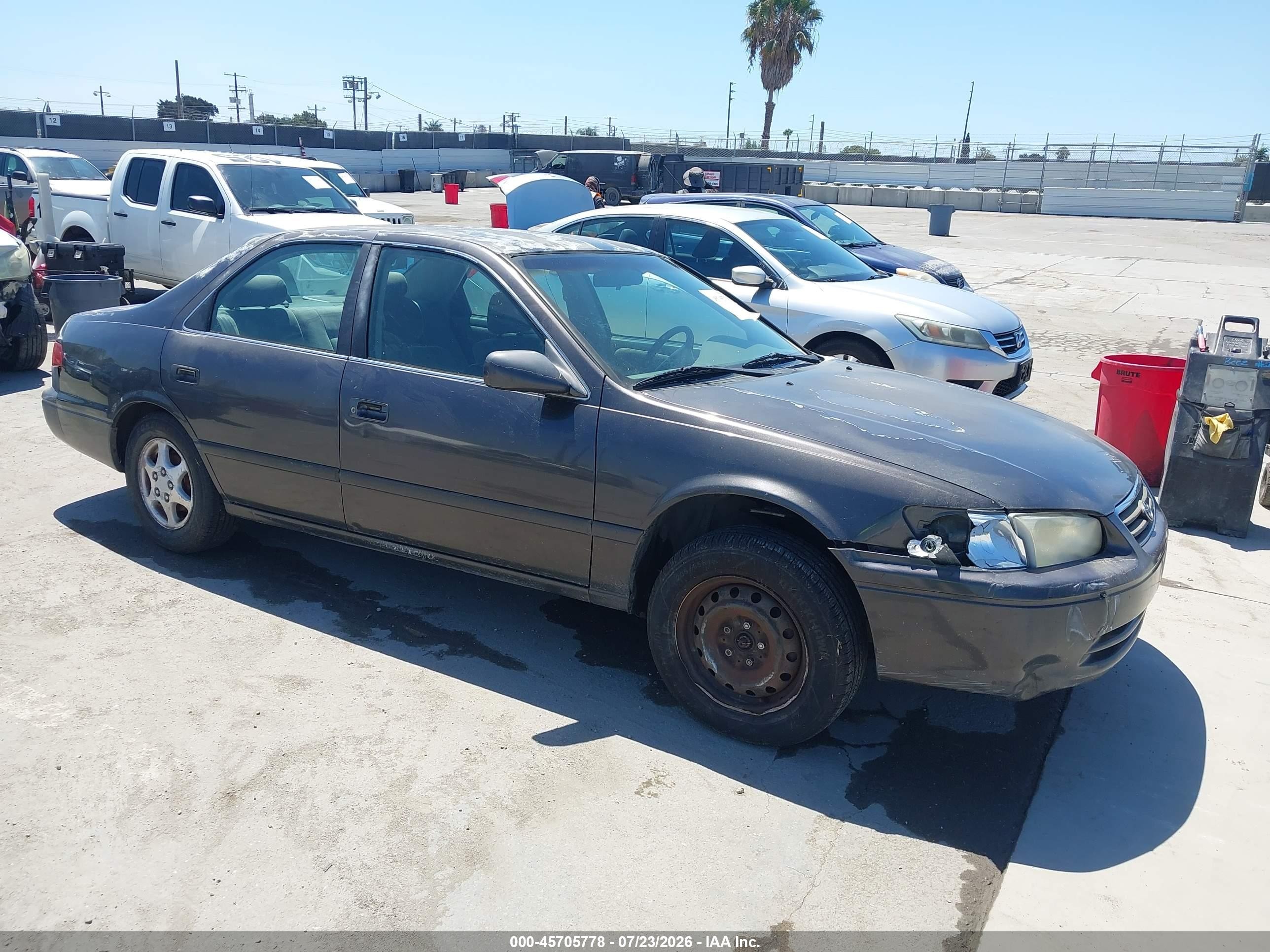 2001 Toyota Camry Ce Gray vin: 4T1BG22K71U853418