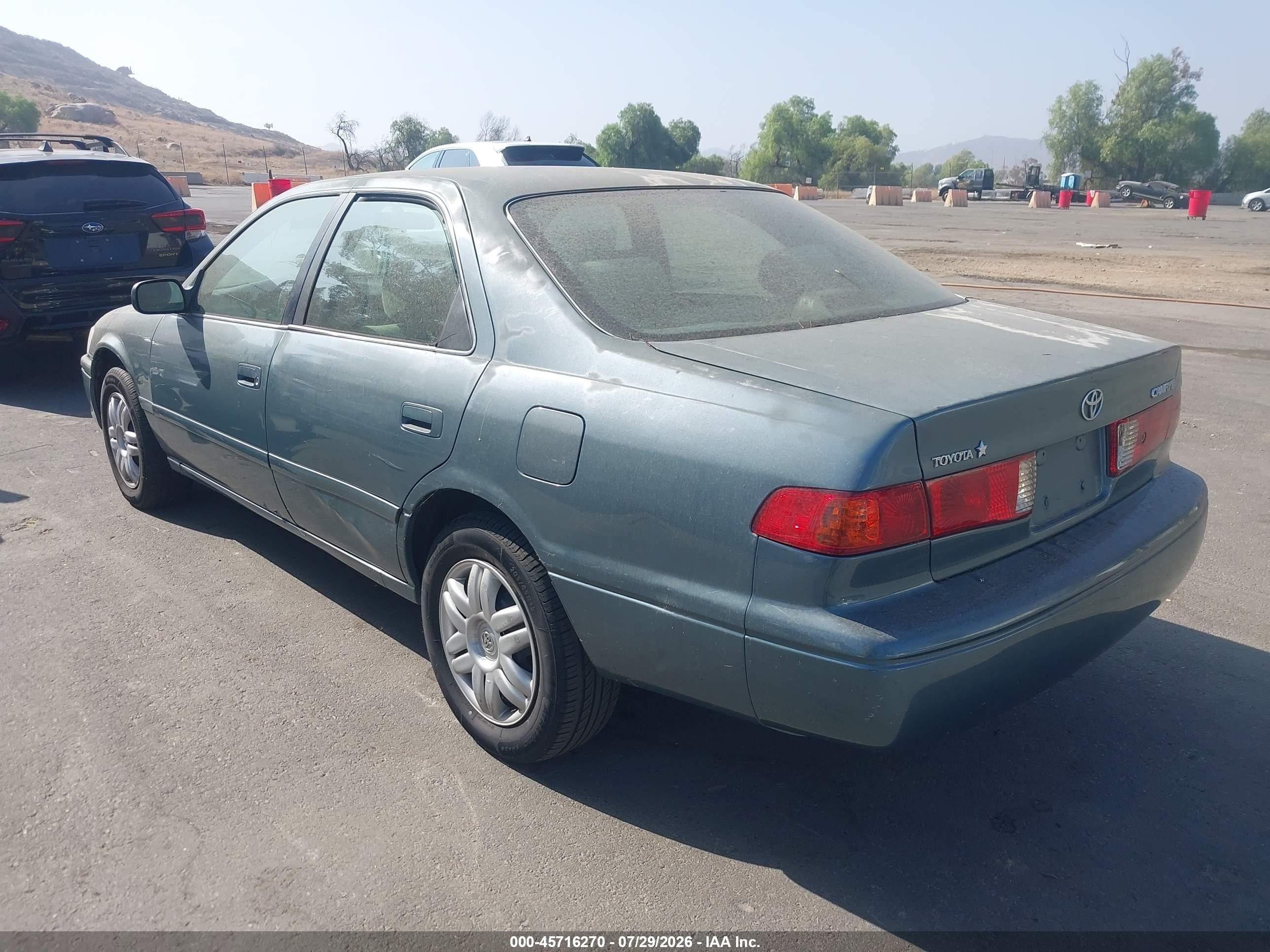 2001 Toyota Camry Le Blue vin: 4T1BG22K71U859333