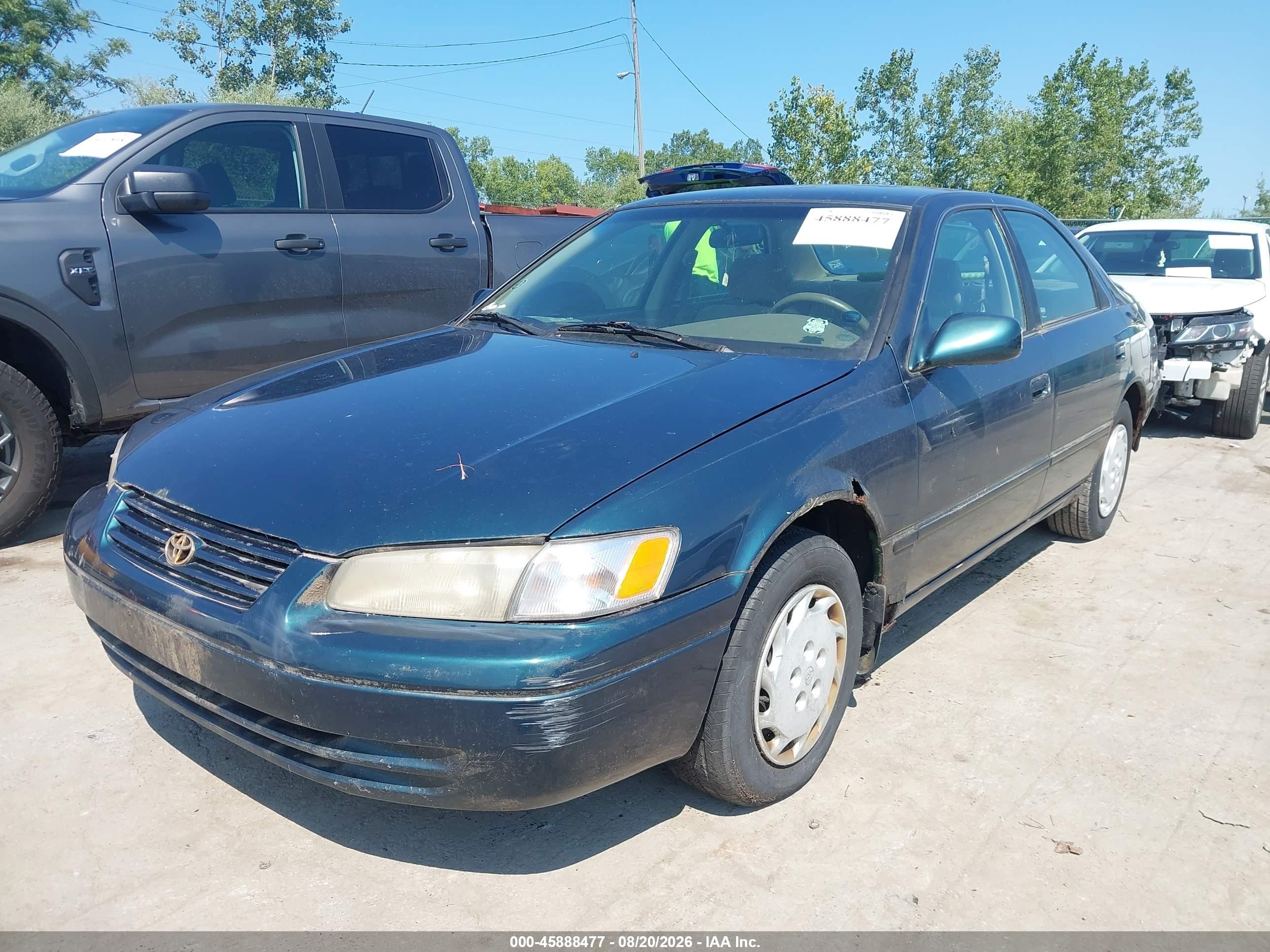 1997 Toyota Camry Le Green vin: 4T1BG22K7VU795235