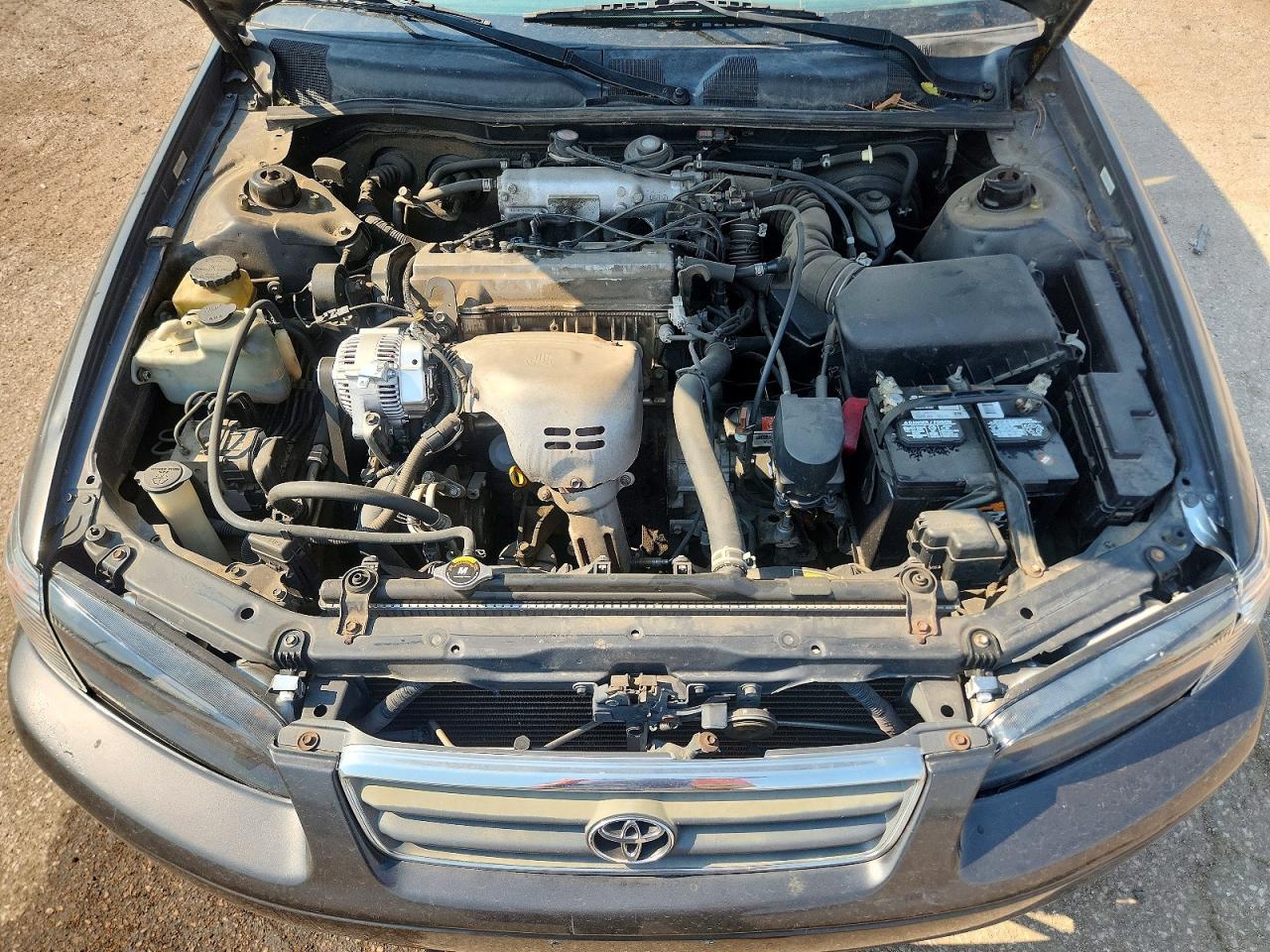 2000 Toyota Camry Le Gray vin: 4T1BG22K7YU968661