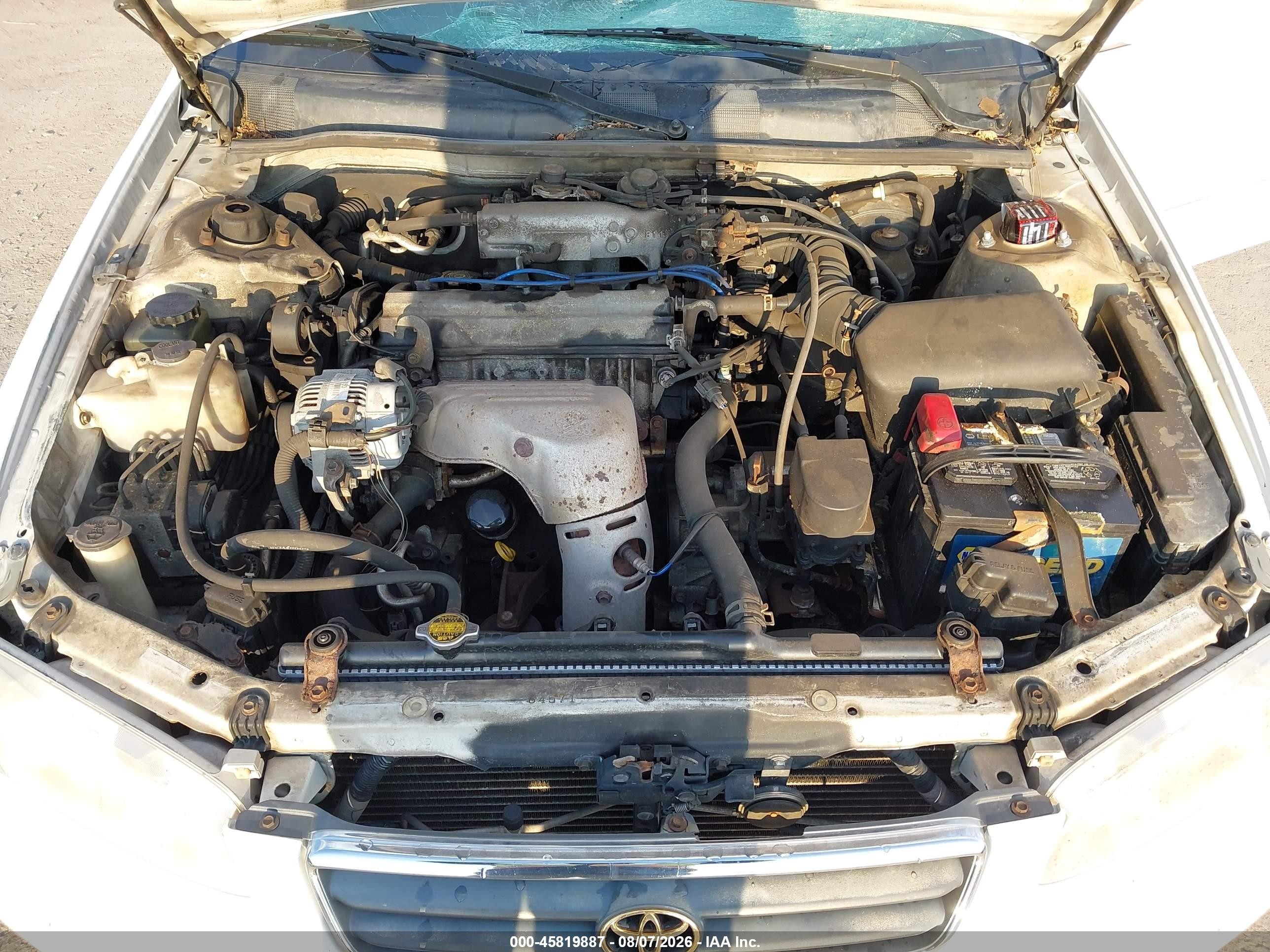 2001 Toyota Camry Le White vin: 4T1BG22K81U764540