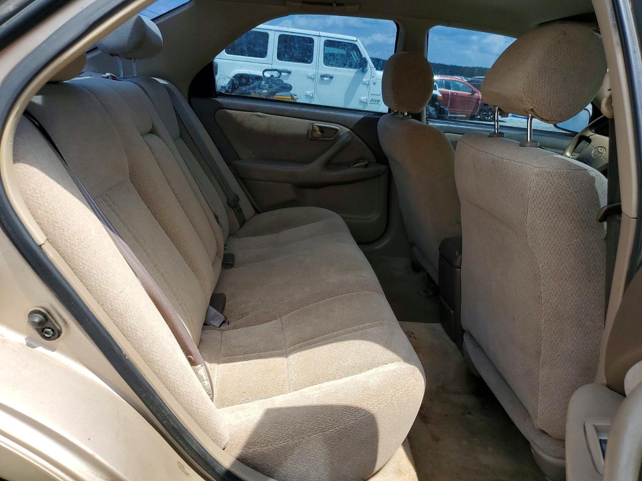 2001 Toyota Camry Le Желто-коричневый vin: 4T1BG22K81U797571