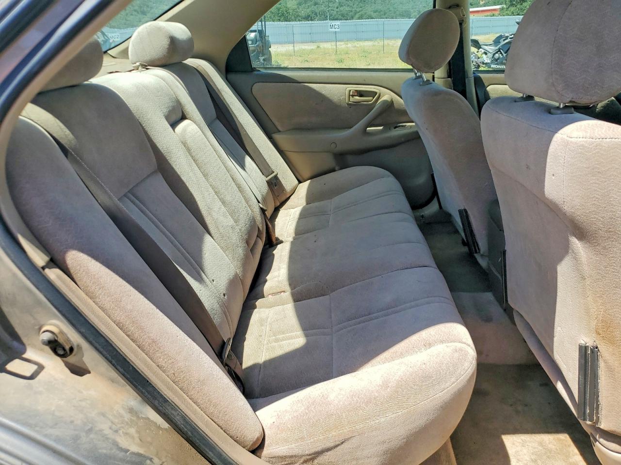 1997 Toyota Camry Le Silver vin: 4T1BG22K8VU018305