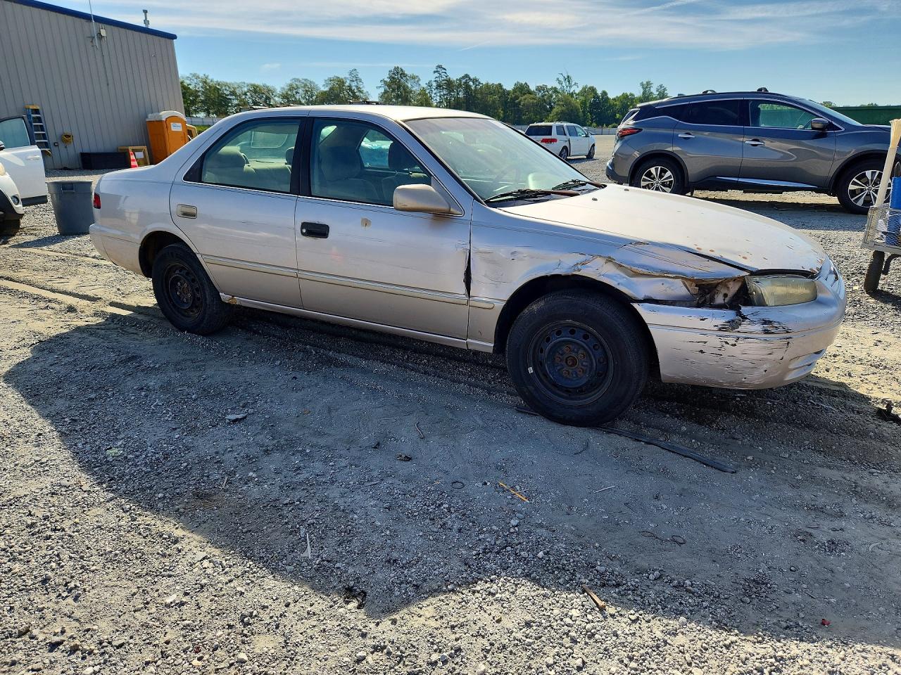 1999 Toyota Camry Ce Silver vin: 4T1BG22K8XU467907