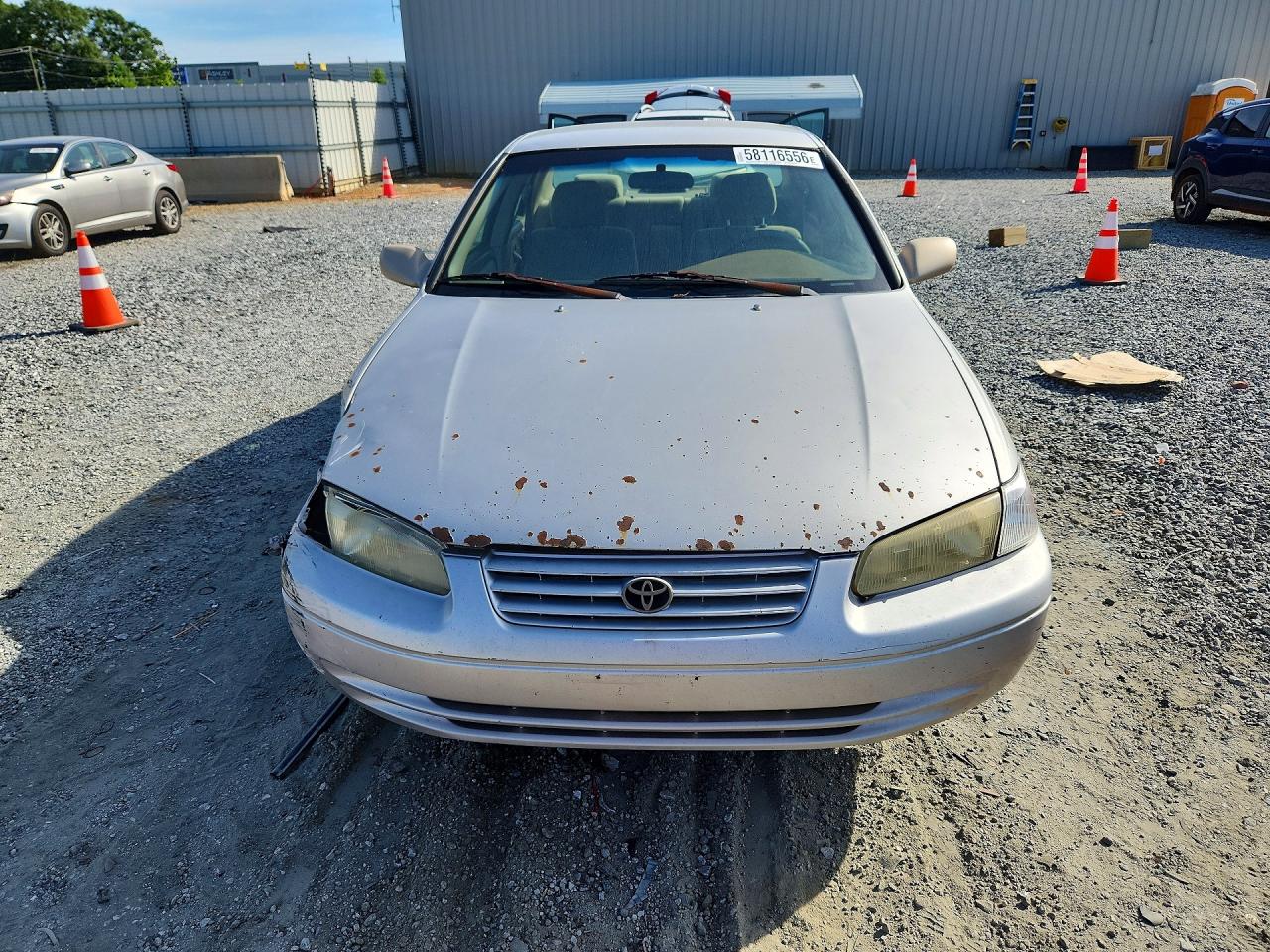 1999 Toyota Camry Ce Silver vin: 4T1BG22K8XU467907