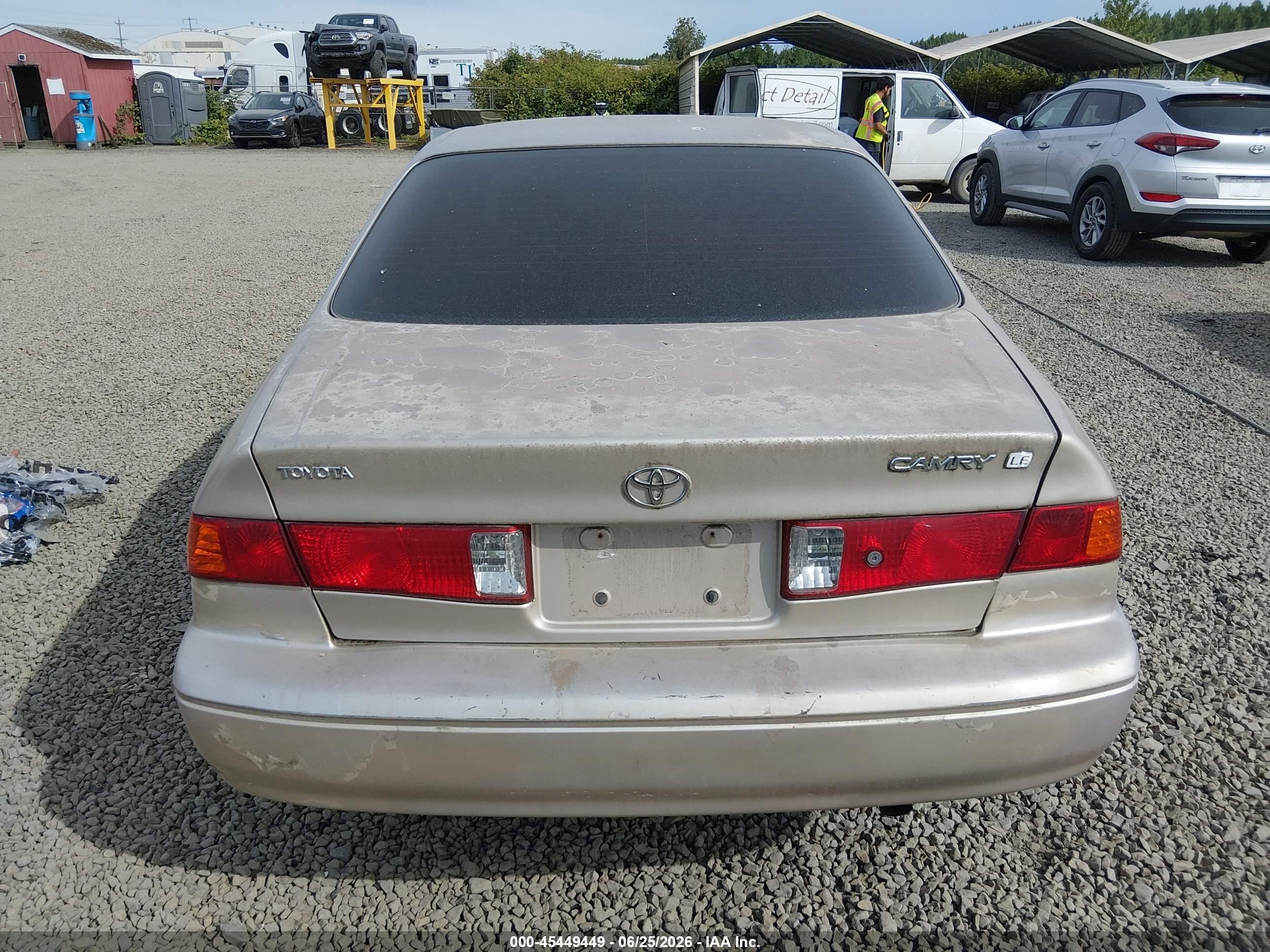 2000 Toyota Camry Le Brown vin: 4T1BG22K8YU624613